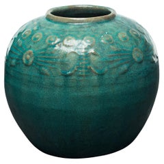 Grün glasierter chinesischer Salzkrug, um 1900
