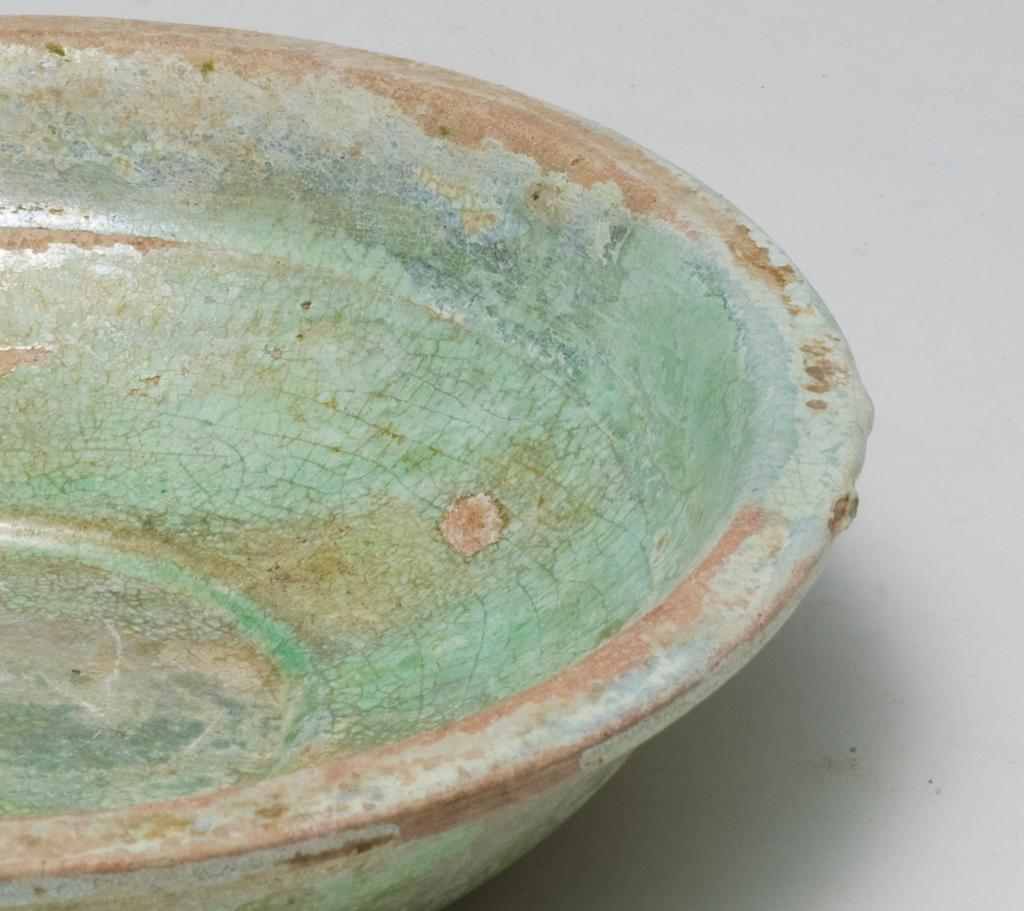 Grün glasierte Schale, Han Dynasty (Glasiert) im Angebot
