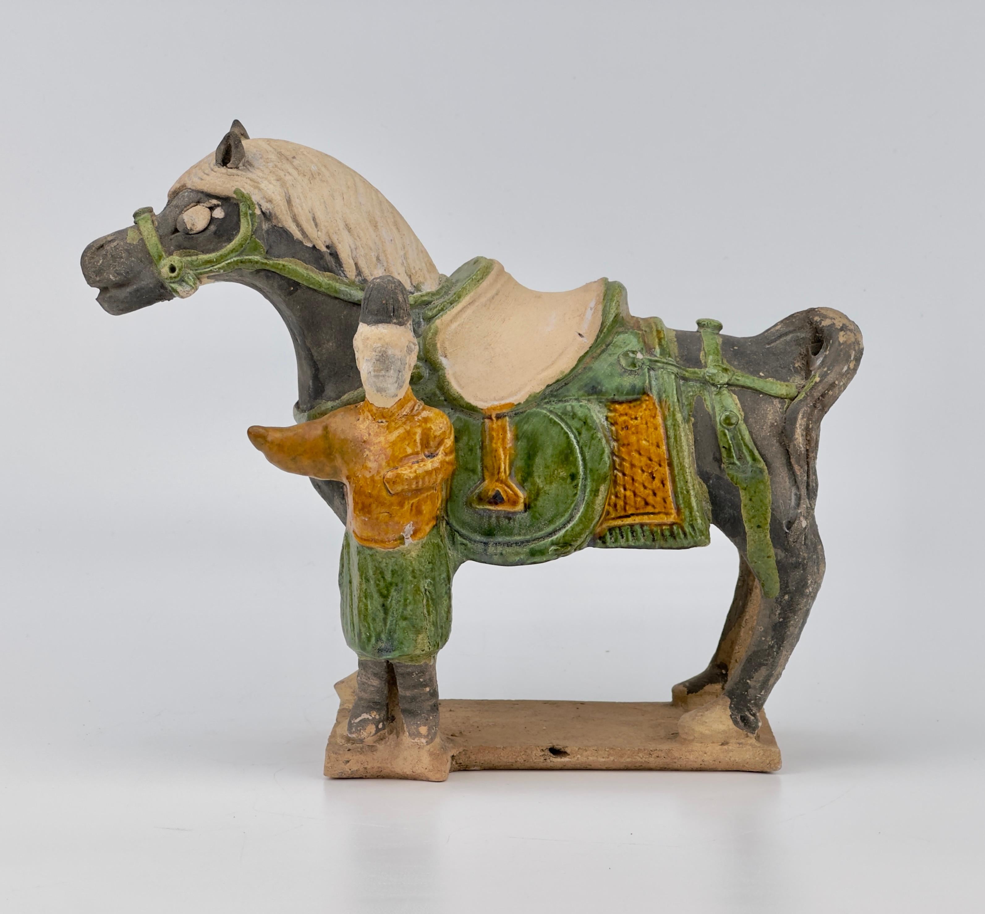 Green-Glazed Horse and Rider, Ming period(15-16th Century) For Sale 7