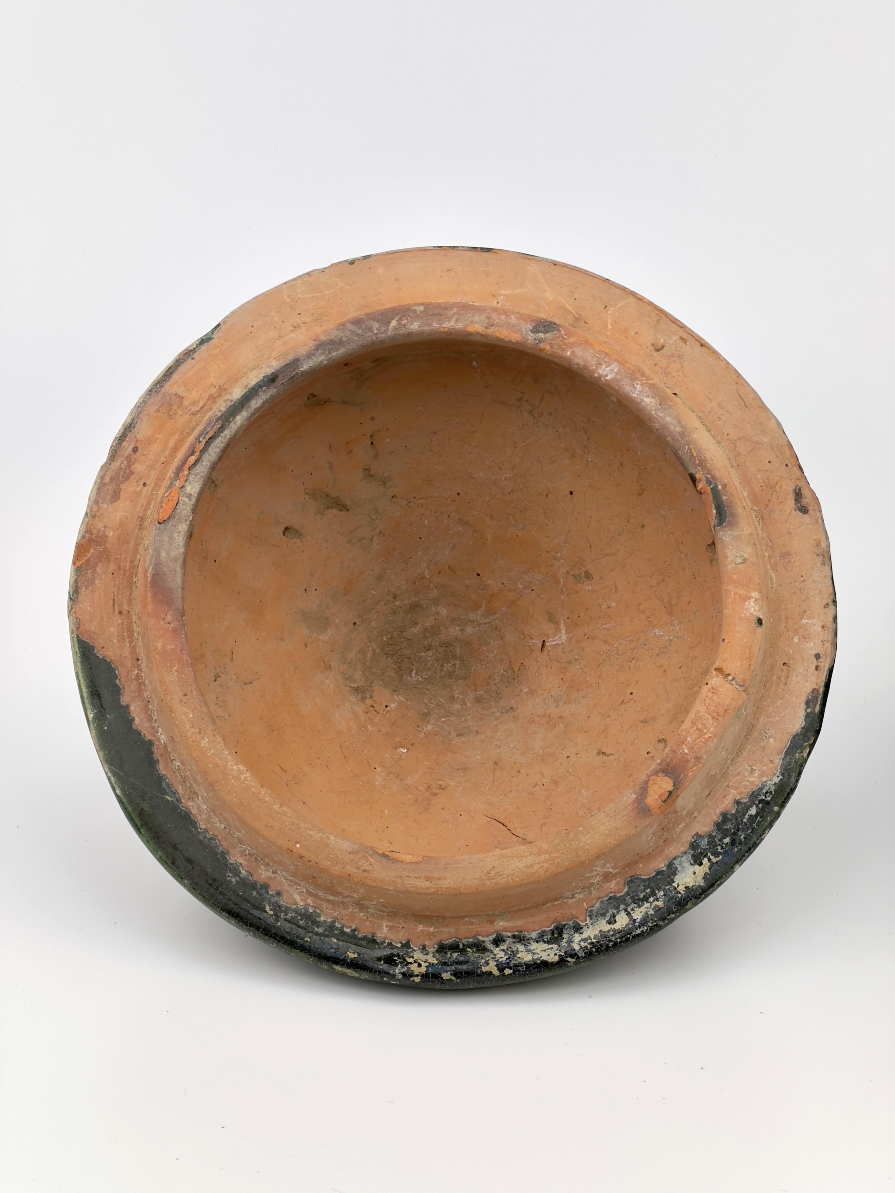 Green-glazed pottery tripod 'hill' jar, Han Dynasty, 206 BC - 220 AD For Sale 13
