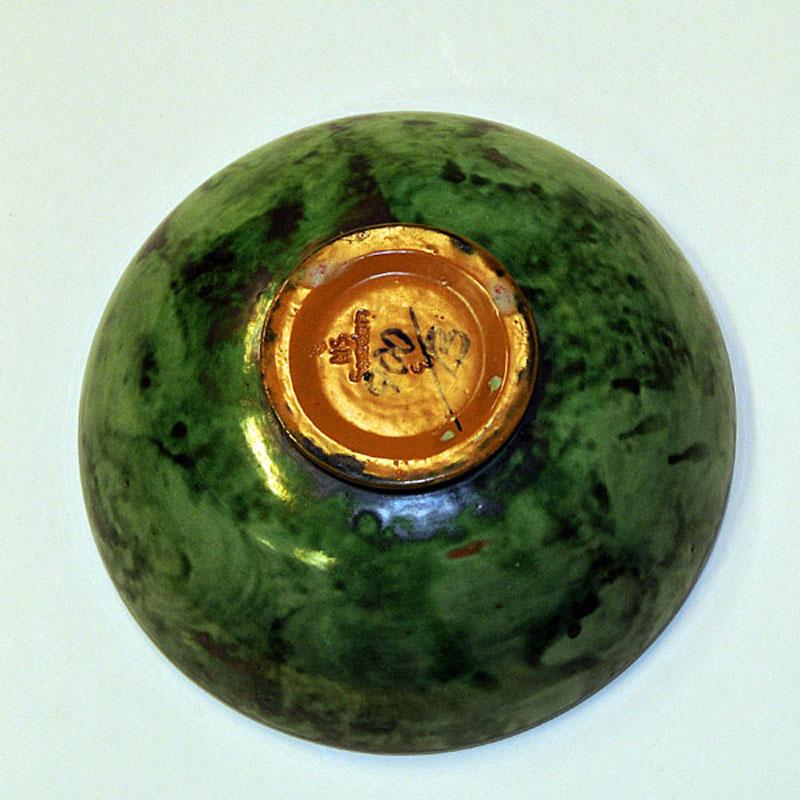 Green Glazed Stonewear Dish by Nittsjö Keramik, Sweden 1940s In Good Condition For Sale In Stockholm, SE