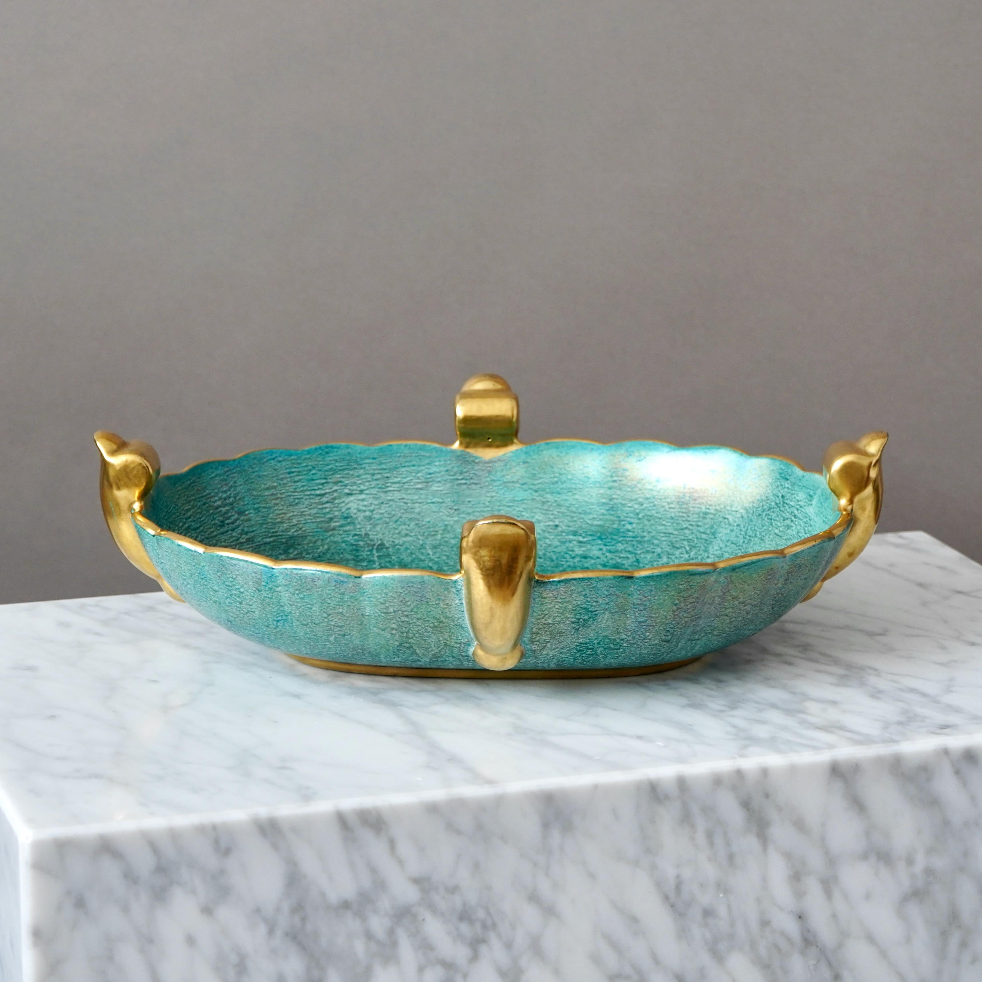 Svedese Ciotola a lustro in oro verde Art Deco di Josef Ekberg per Gustavsberg, Svezia, anni '20 in vendita