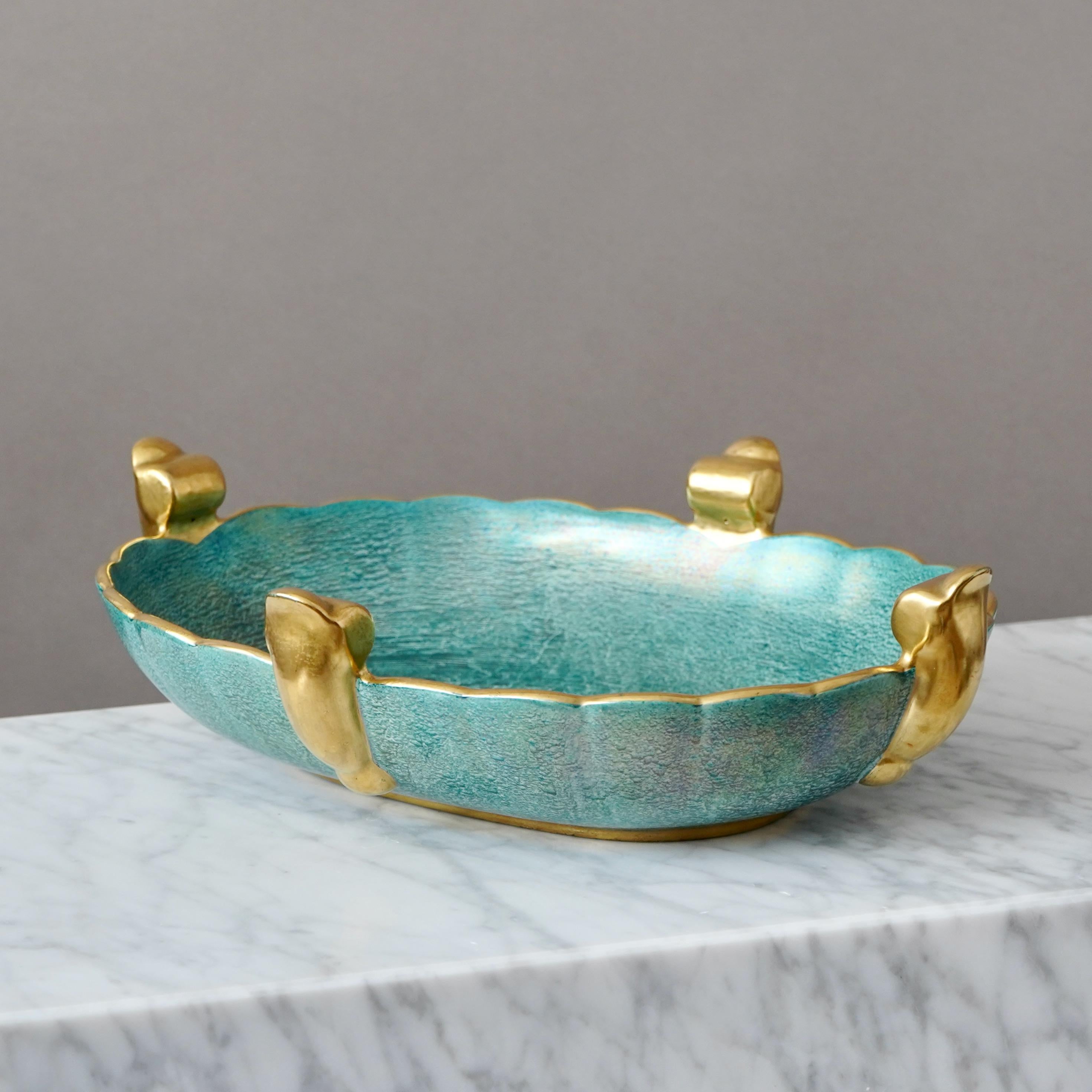 Smaltato Ciotola a lustro in oro verde Art Deco di Josef Ekberg per Gustavsberg, Svezia, anni '20 in vendita