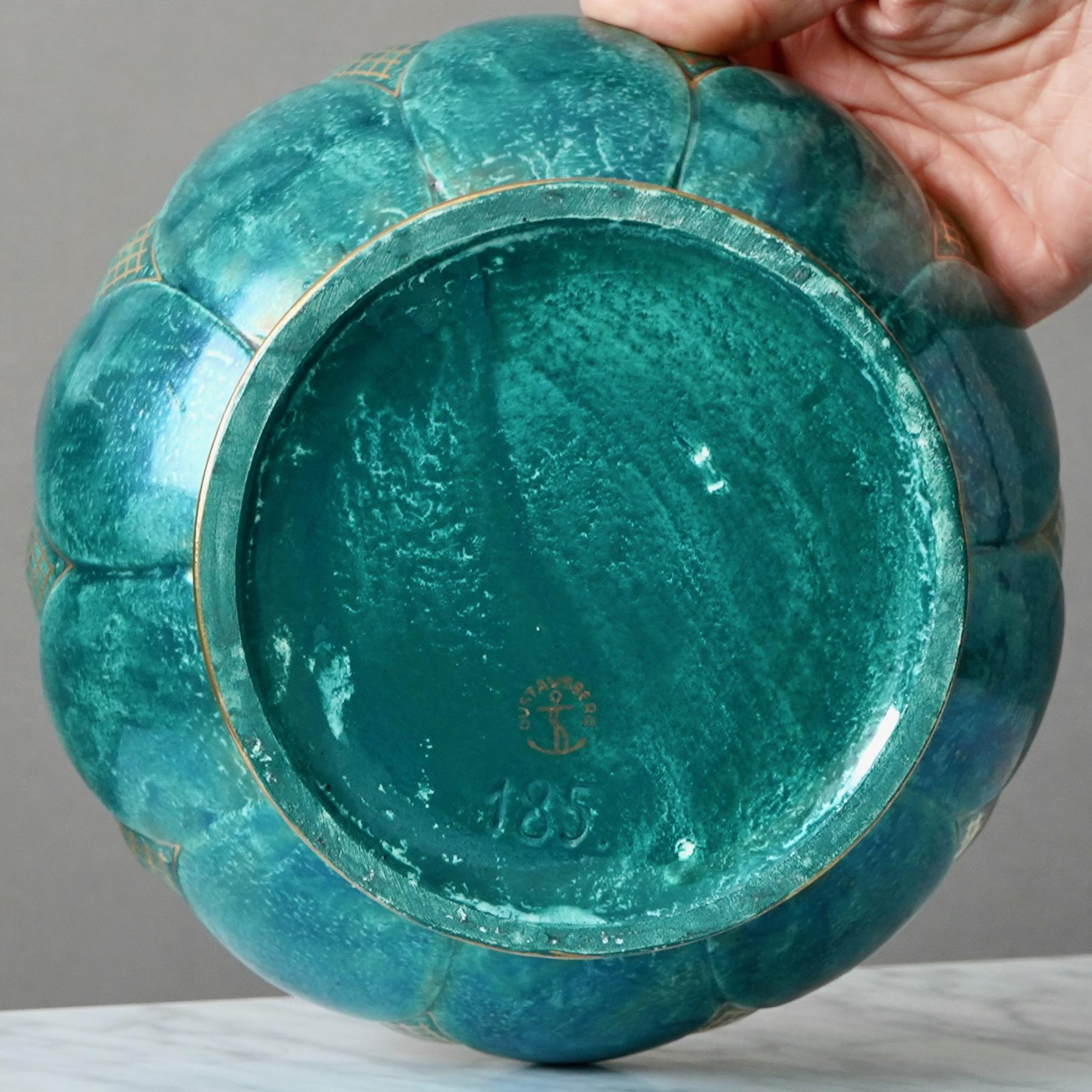 Ciotola a lustro in oro verde Art Deco di Josef Ekberg per Gustavsberg, Svezia, anni '20 in vendita 1
