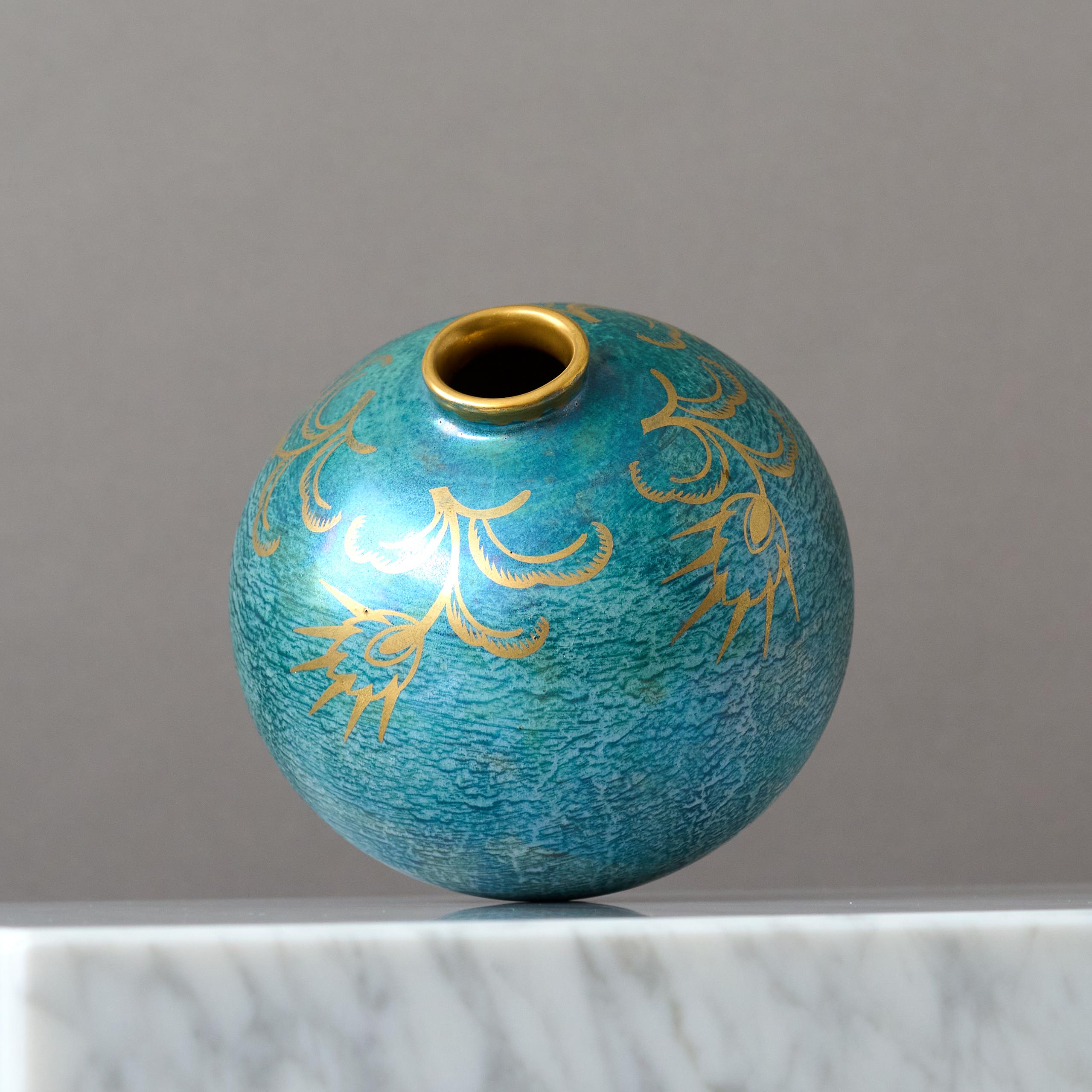 Vaso a lustro Art Deco verde e oro di Josef Ekberg per Gustavsberg, Svezia, anni '20 In condizioni buone in vendita a Malmö, SE