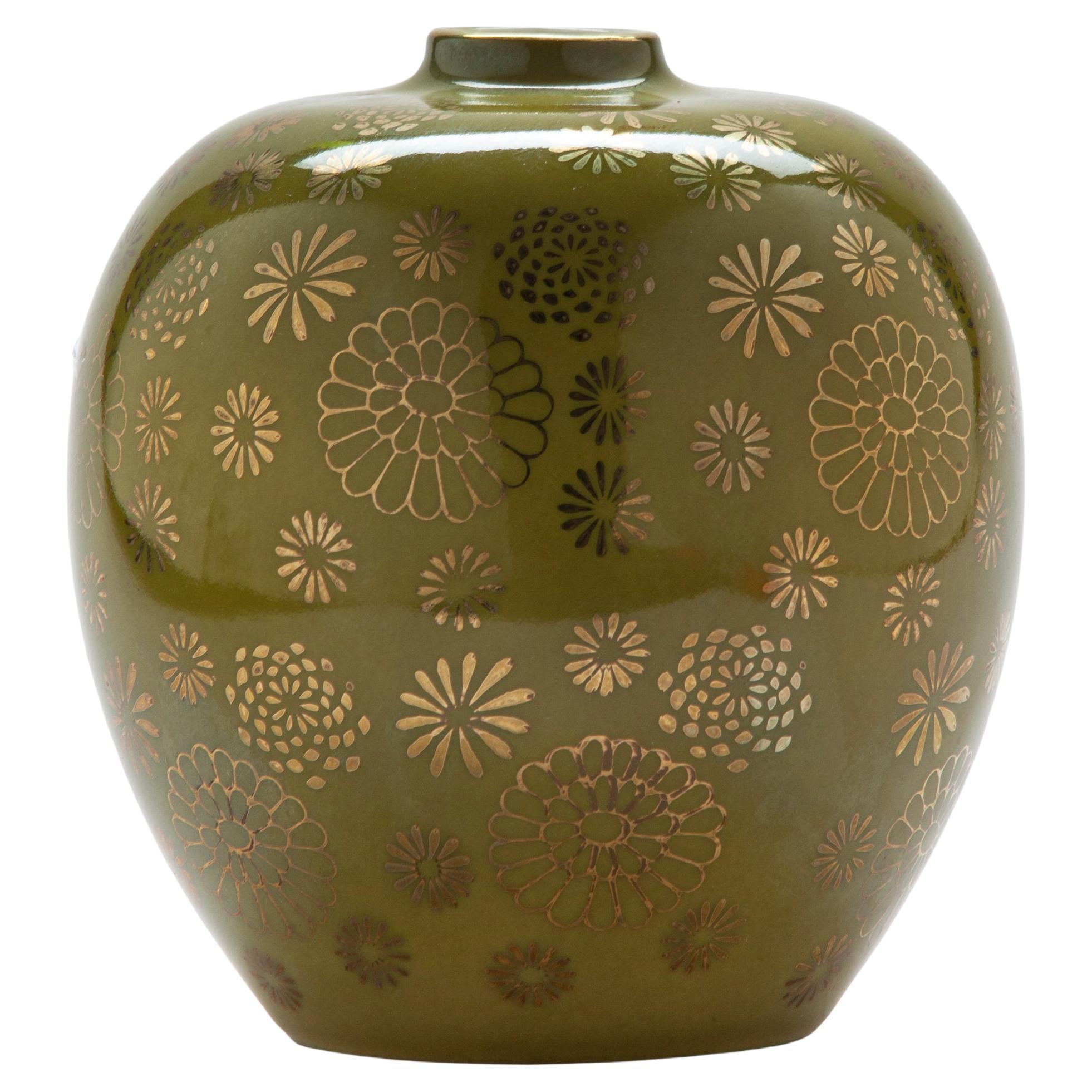 Green & Gold Hand Painted Japanese Bud Vase For Sale