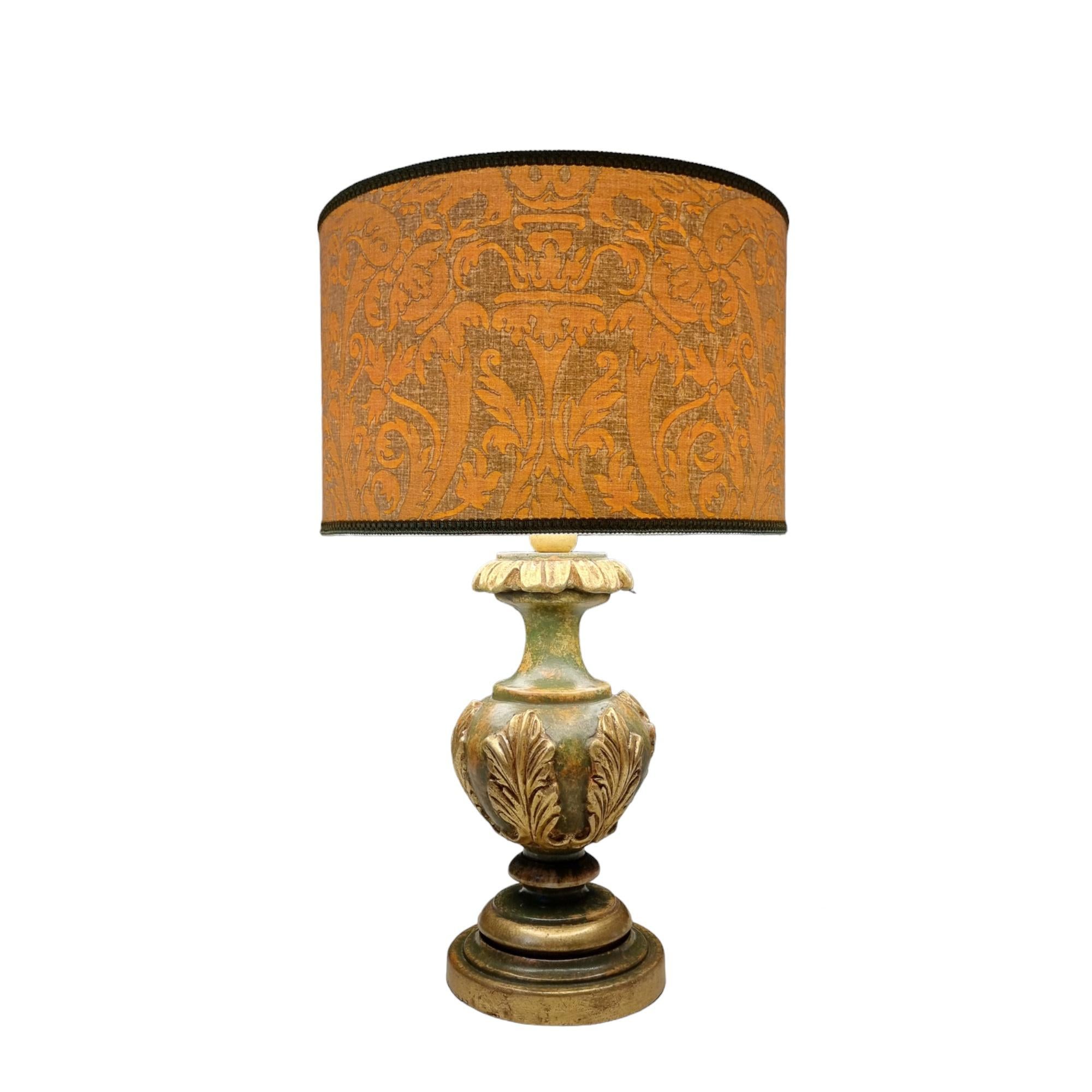 Green & Gold Leaf Lacquered Turned Wood Table Lamp with Fortuny Fabric Lampshade For Sale 3