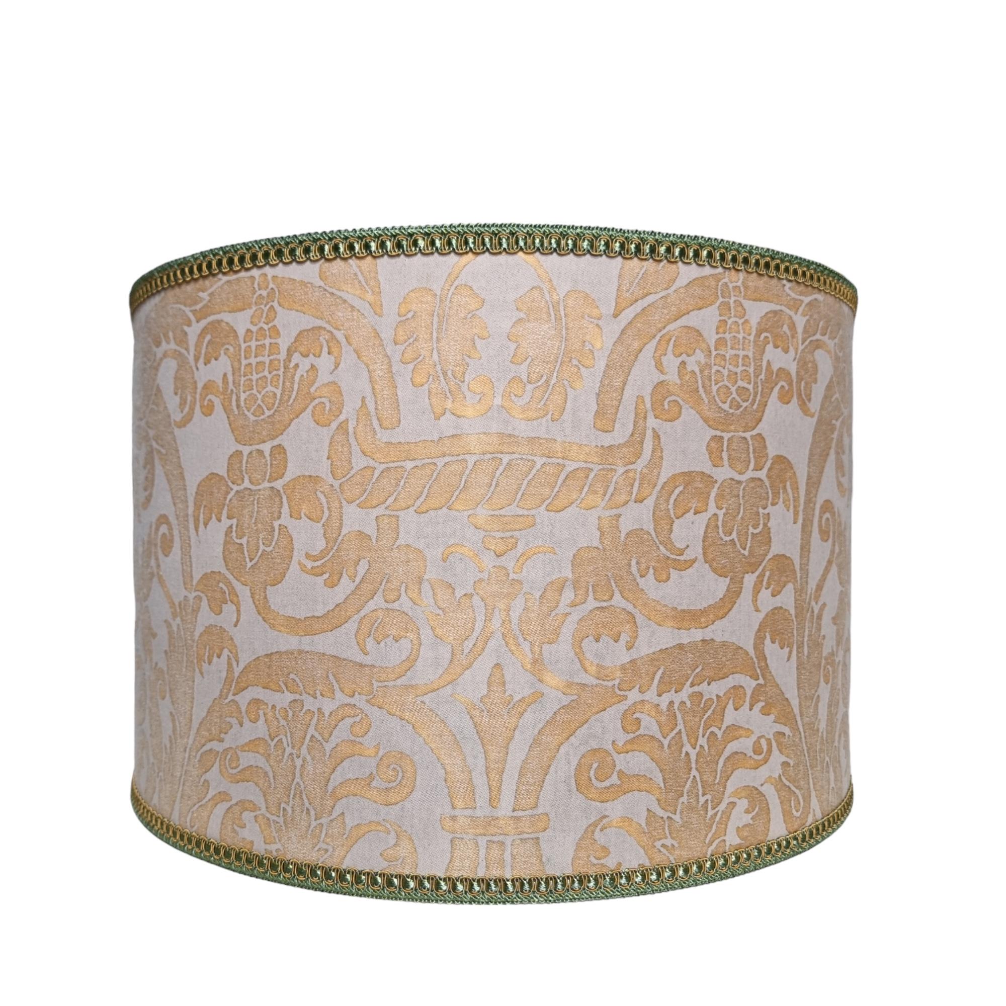 Green & Gold Leaf Lacquered Turned Wood Table Lamp with Fortuny Fabric Lampshade For Sale 6