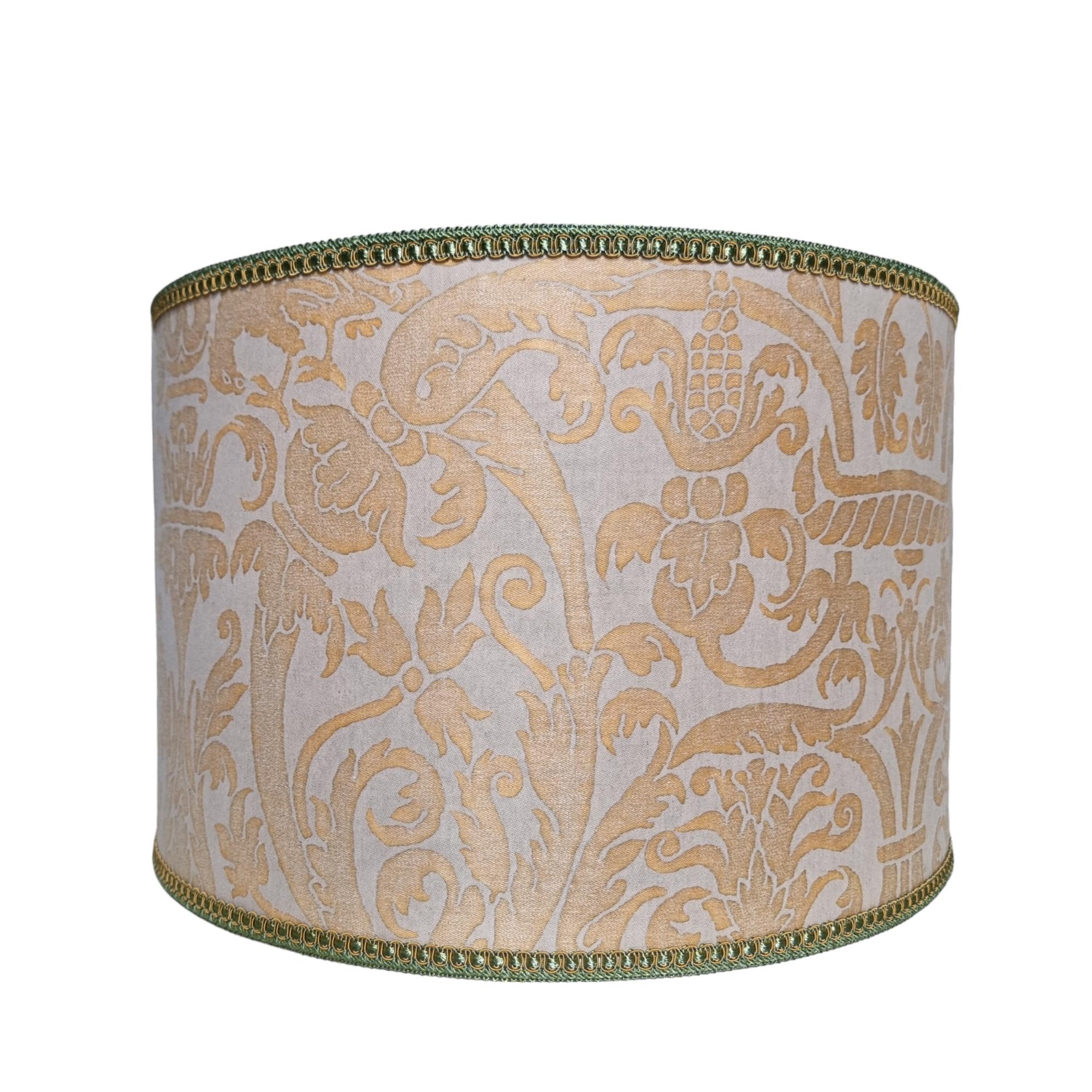 Green & Gold Leaf Lacquered Turned Wood Table Lamp with Fortuny Fabric Lampshade For Sale 7