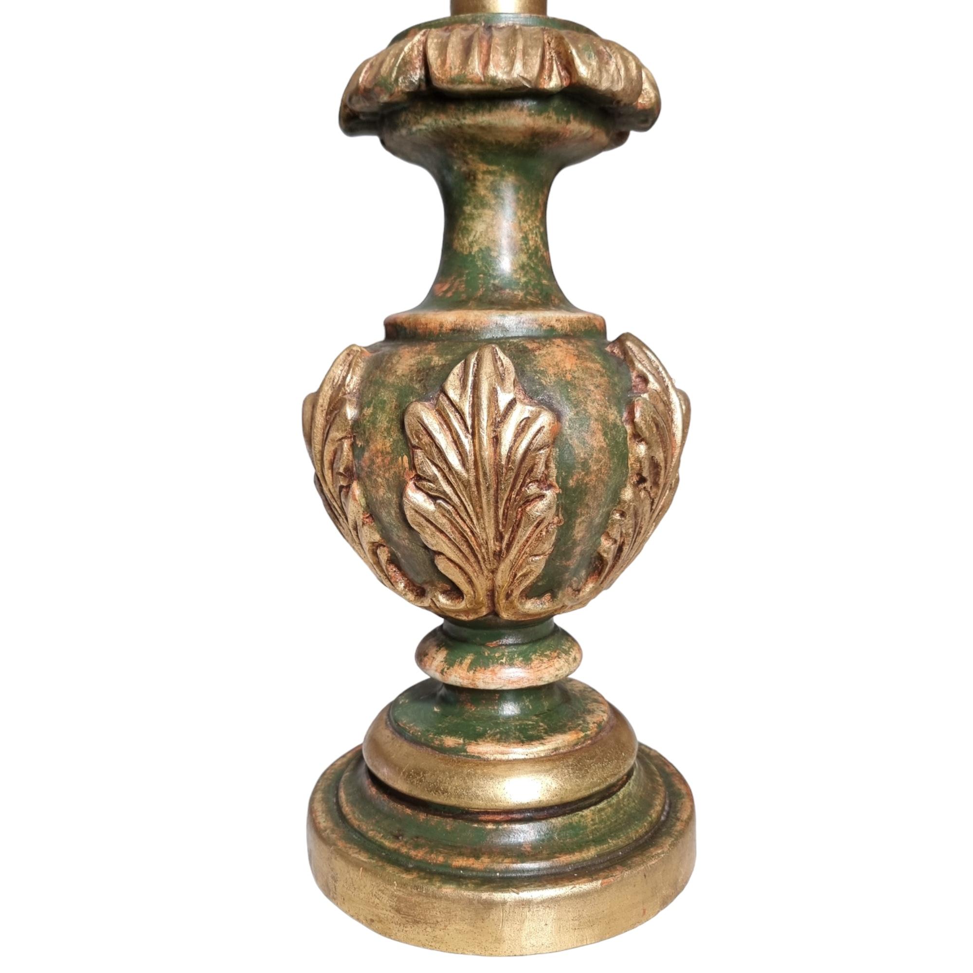 Green & Gold Leaf Lacquered Turned Wood Table Lamp with Fortuny Fabric Lampshade In New Condition For Sale In Venezia, IT