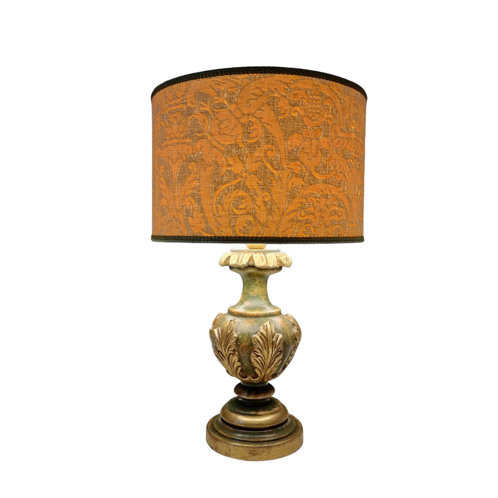 Green & Gold Leaf Lacquered Turned Wood Table Lamp with Fortuny Fabric Lampshade For Sale 2