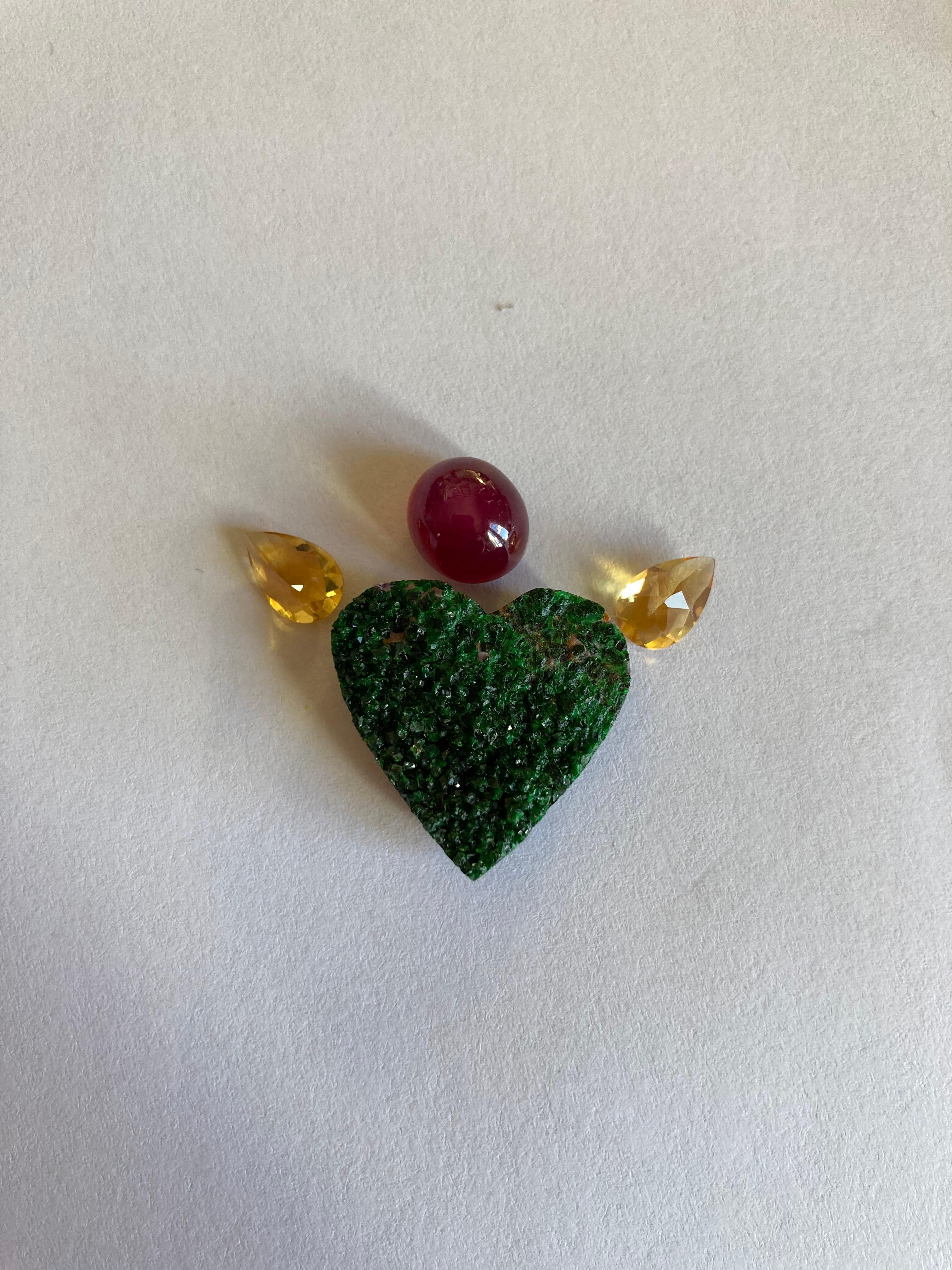 Heart Cut Green Granat Heart Necklace with Star Ruby Cabochon and Citrine Original Design For Sale