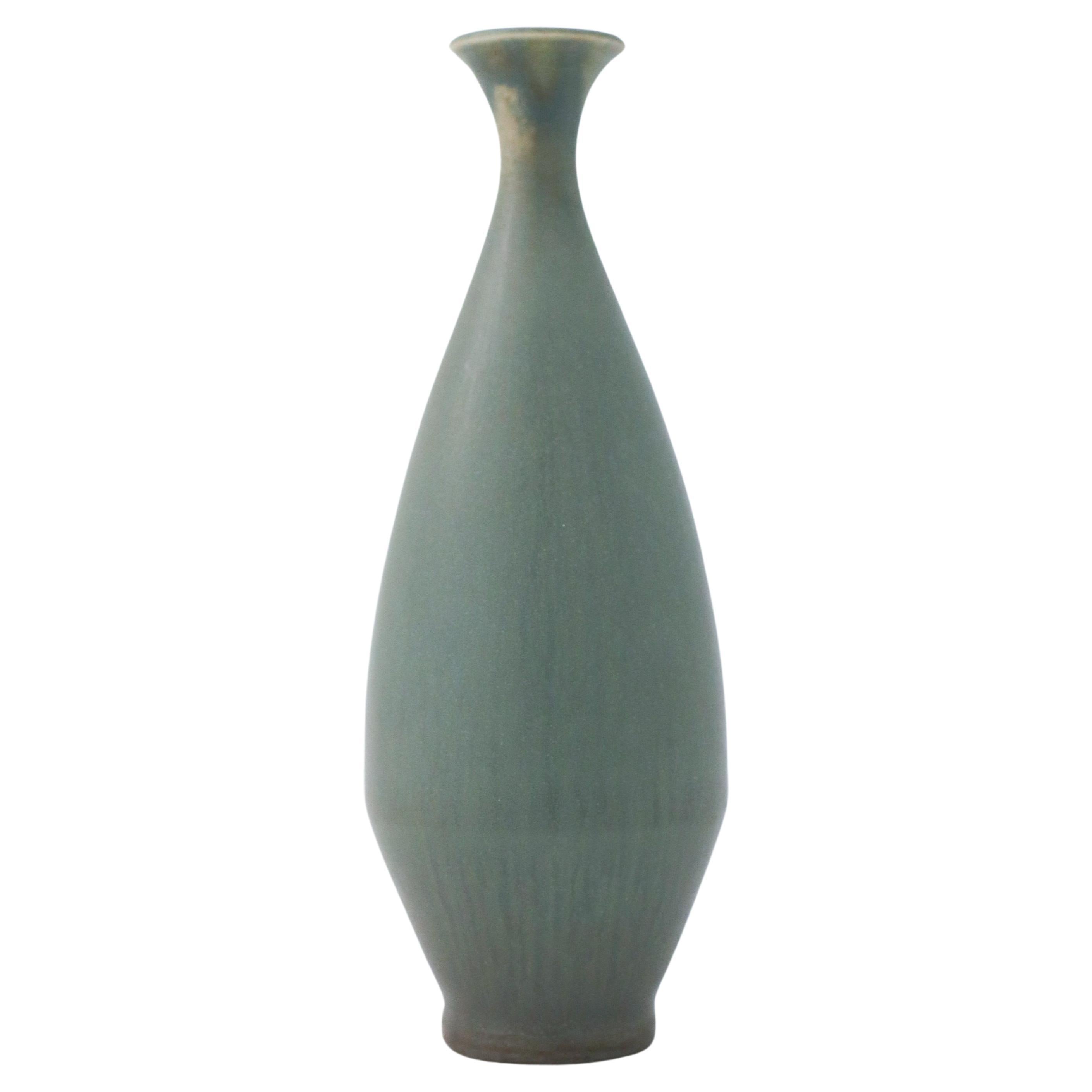 Vase en céramique vert/gris Berndt Friberg Gustavsberg, Vintage du milieu du siècle dernier - 1967 en vente