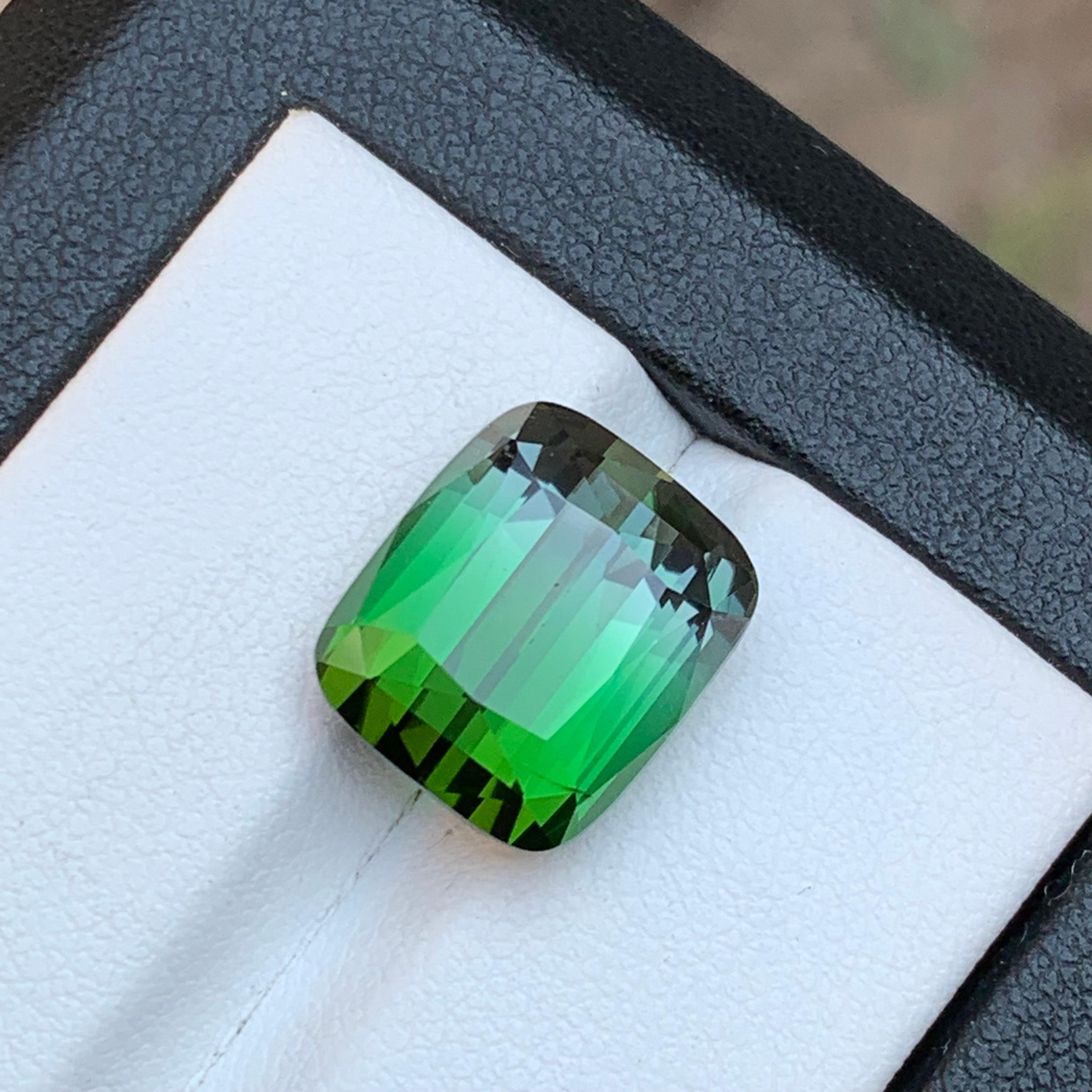 Taille coussin Bague en tourmaline naturelle bicolore de deux tons vert et gris 11,60 carats en vente