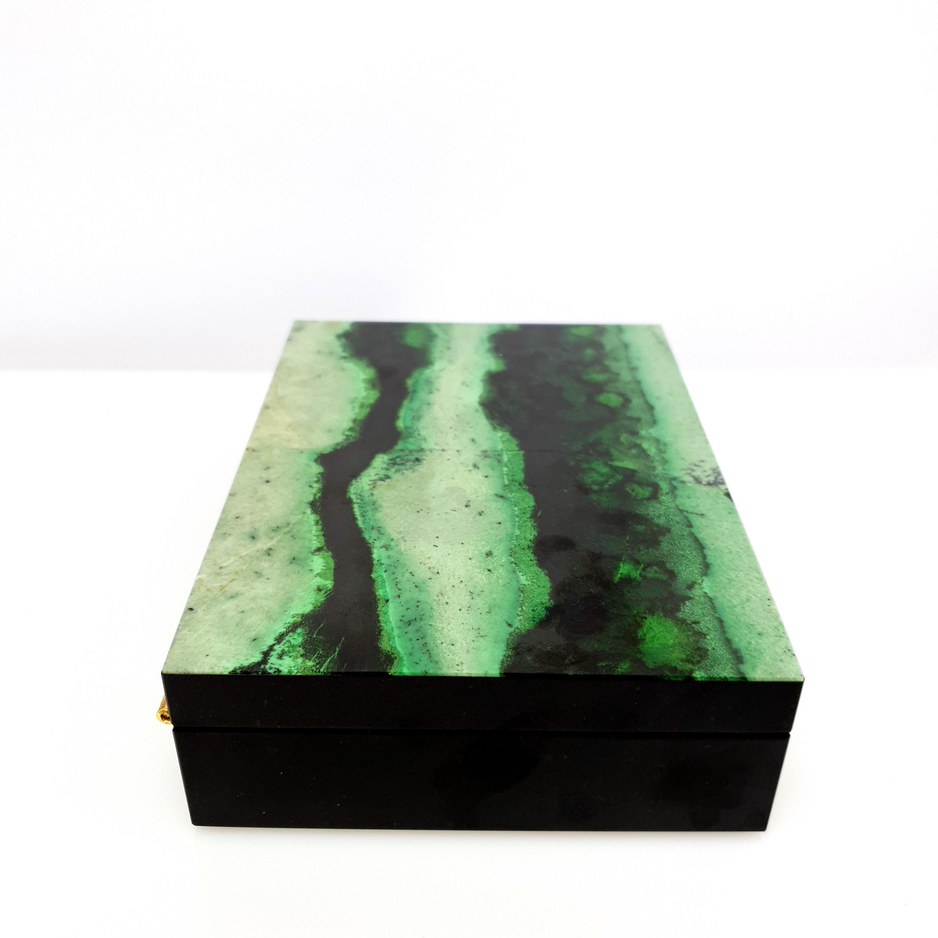 Uncut Green Grossular Garnet Decorative Jewelry Gemstone Box with Black Marble For Sale