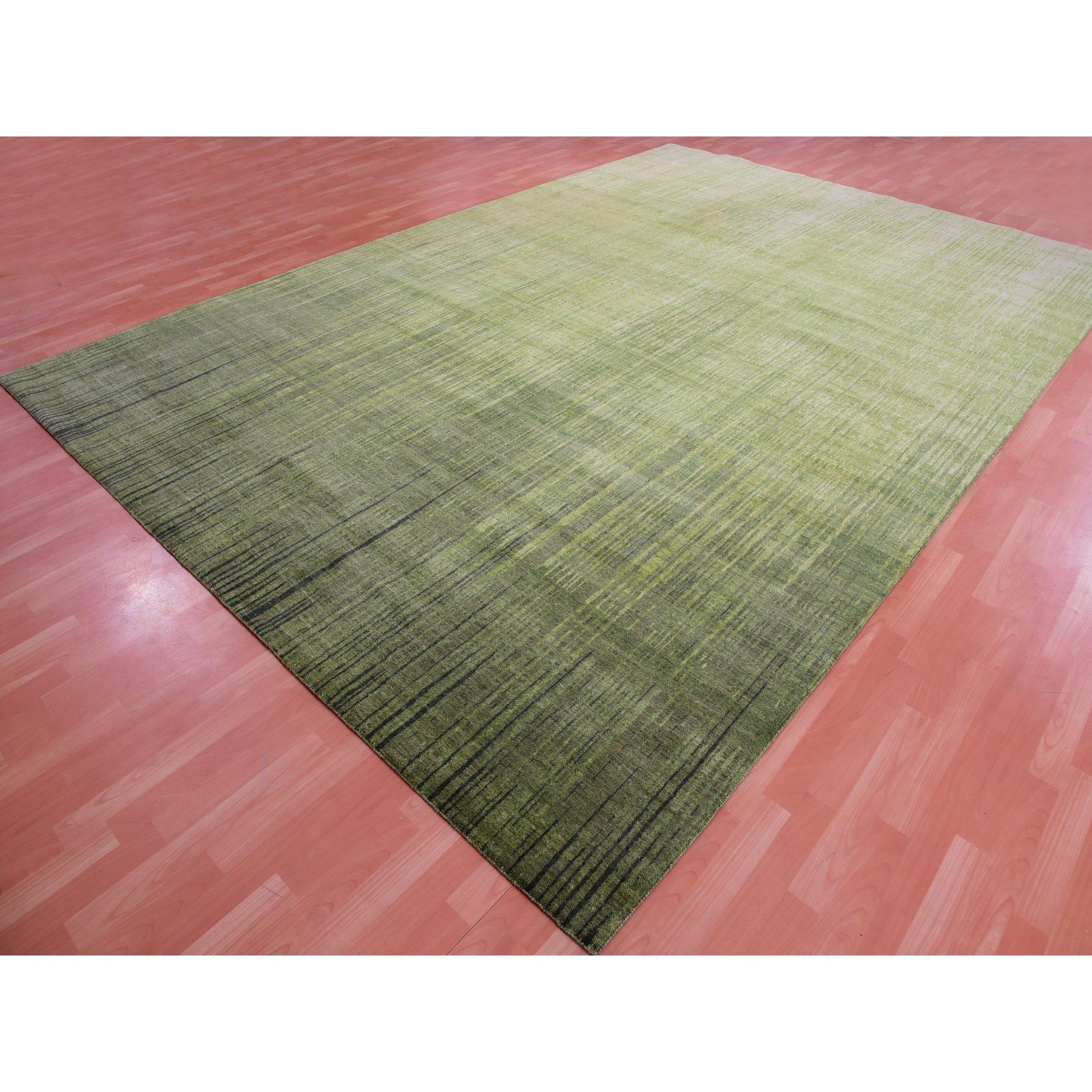 Indien Tapis oriental en laine douce, noué à la main, vert et dégradé vertical 10'0