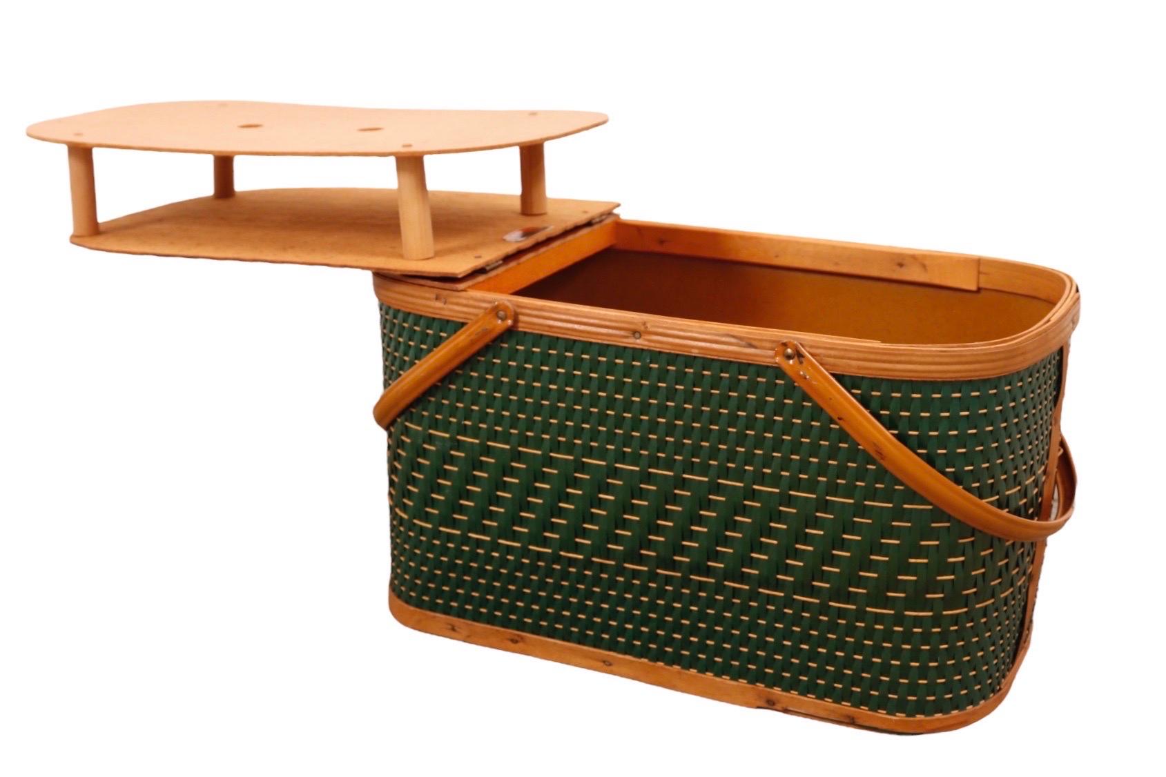 American Green Hawkeye Picnic Basket
