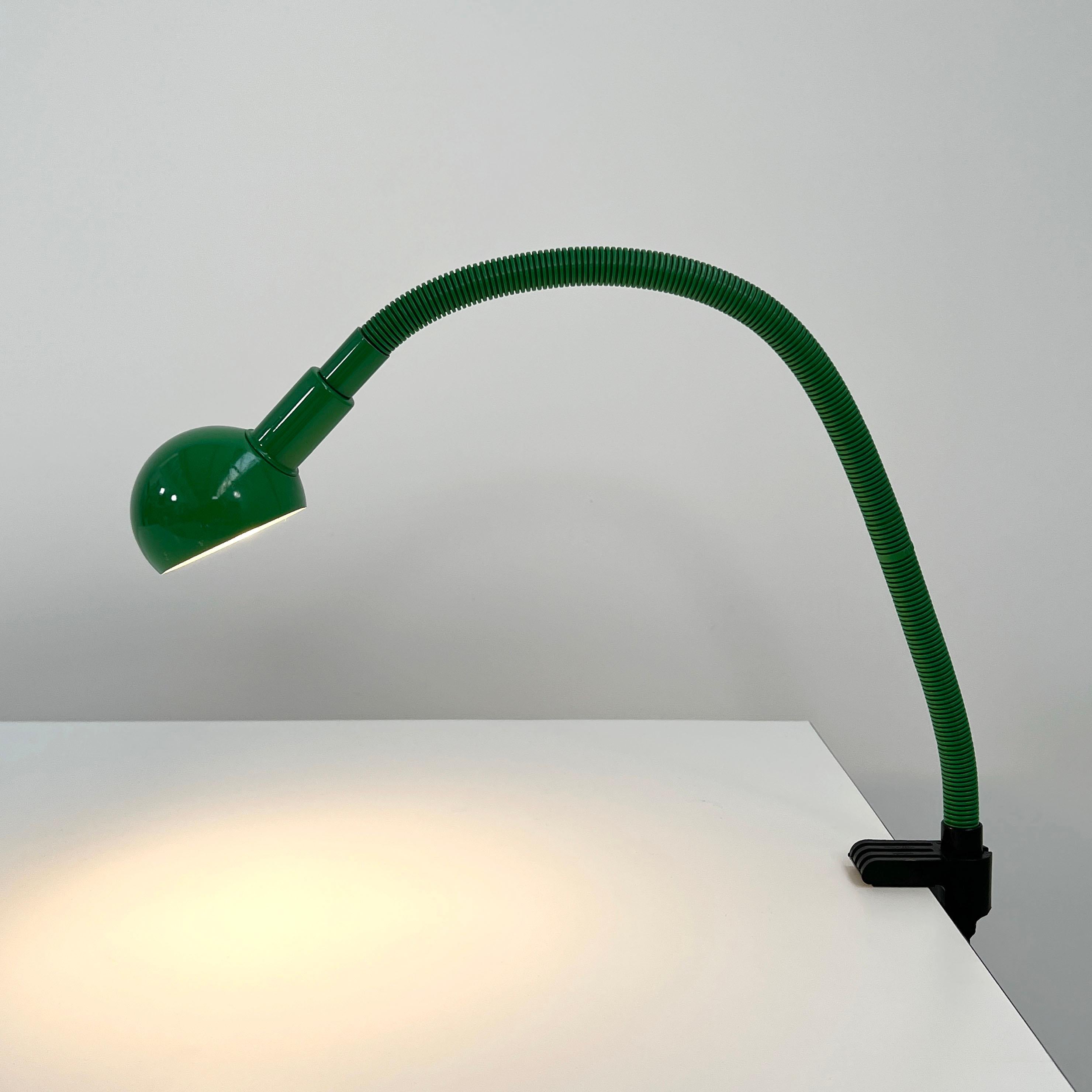 Green Hebi Desk Lamp by Isao Hosoe for Valenti, 1970s In Good Condition In Ixelles, Bruxelles