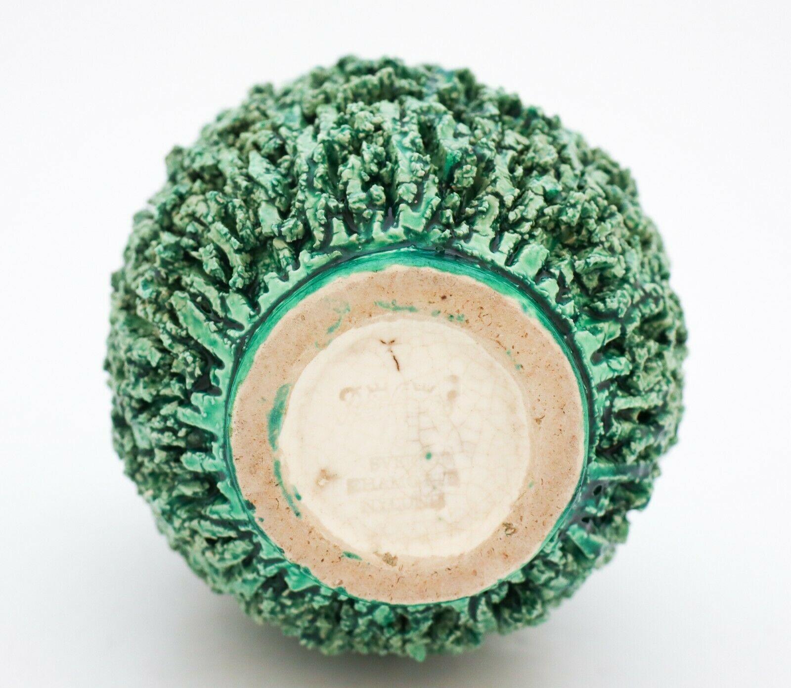 Green Hedgehog Vase, Ceramic, Gunnar Nylund Rörstrand In Good Condition In Stockholm, SE