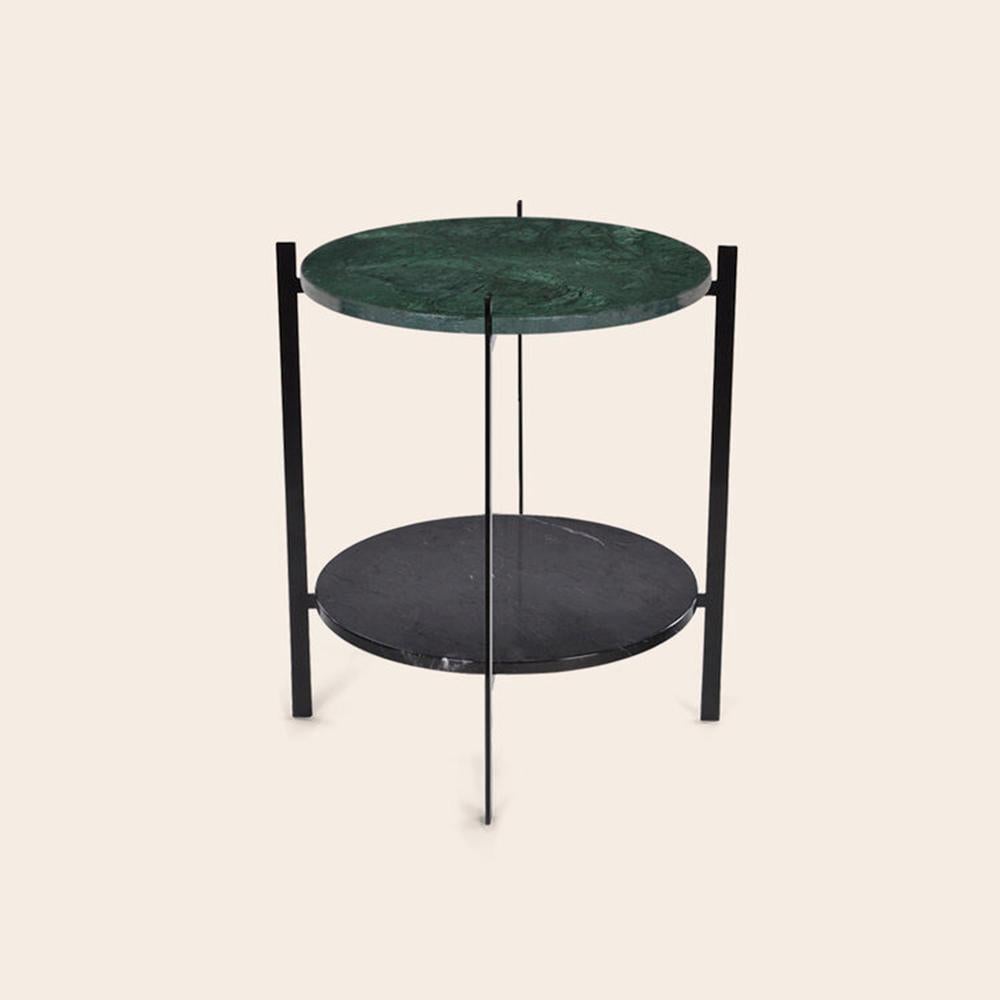 Green Indio and black Marquina marble deck table by OxDenmarq
Dimensions: D 57 x W 57 x H 67 cm
Materials: Steel, green indio marble, black marquina marble
Also available: Different tray conbinations available

OX DENMARQ is a Danish design