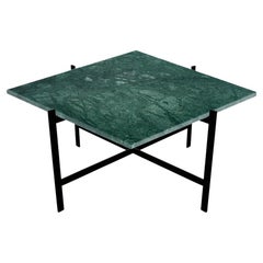 Table de barque carrée en marbre vert indio d'OxDenmarq