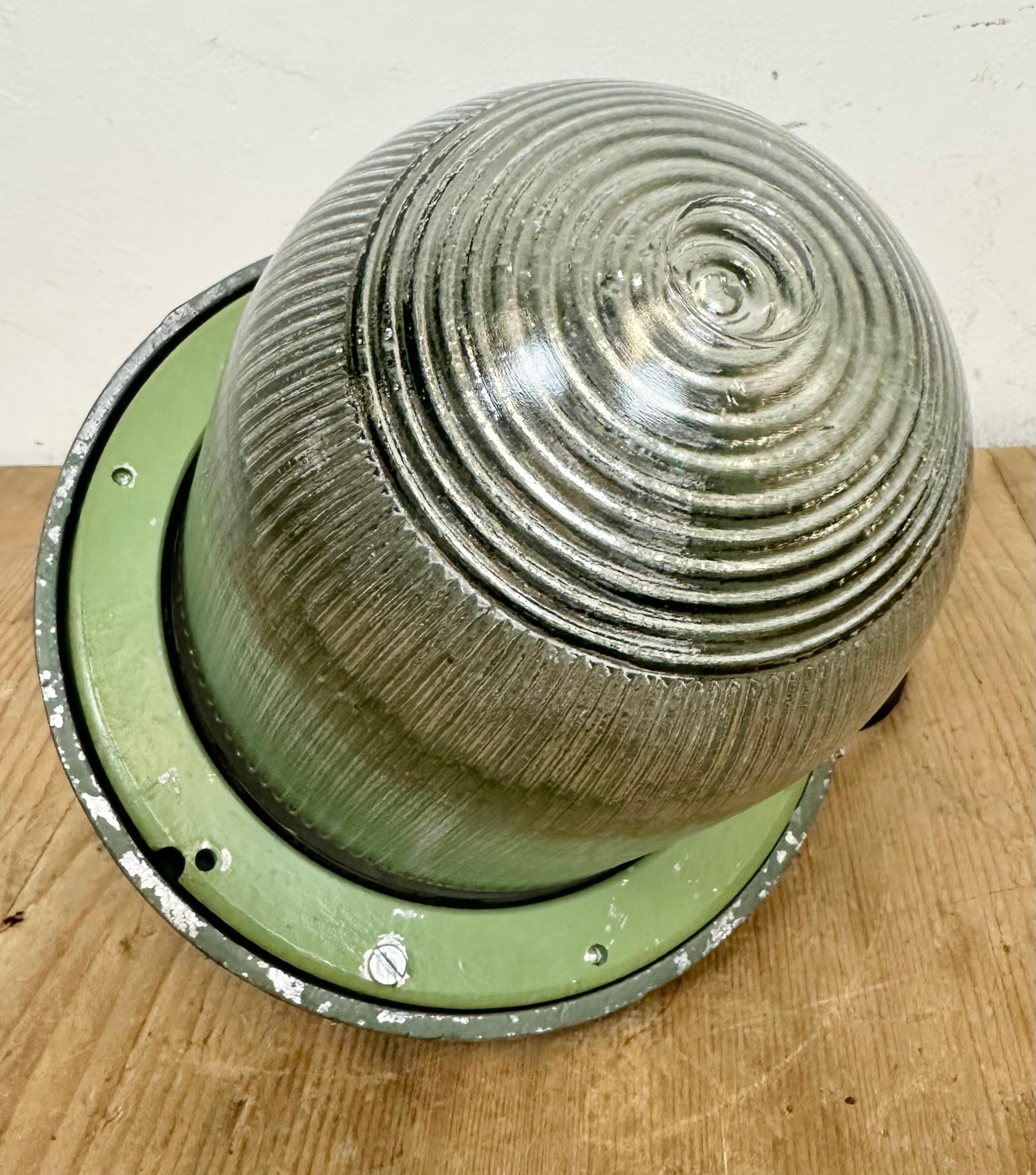 Green Industrial Bunker Light from Polam Gdansk, 1960s For Sale 7