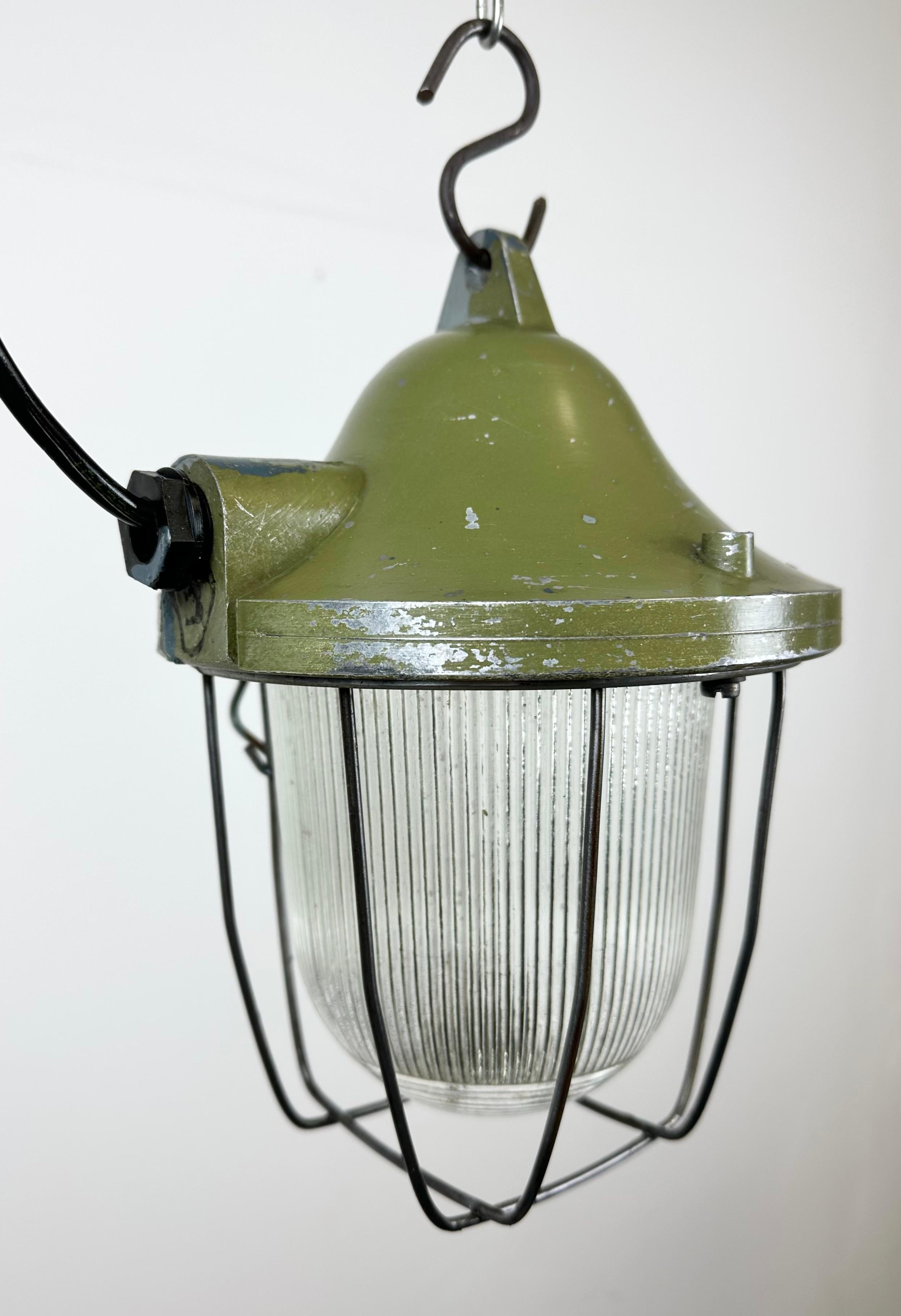 Late 20th Century Green Industrial Bunker Light from Polam Gdansk, 1970s For Sale