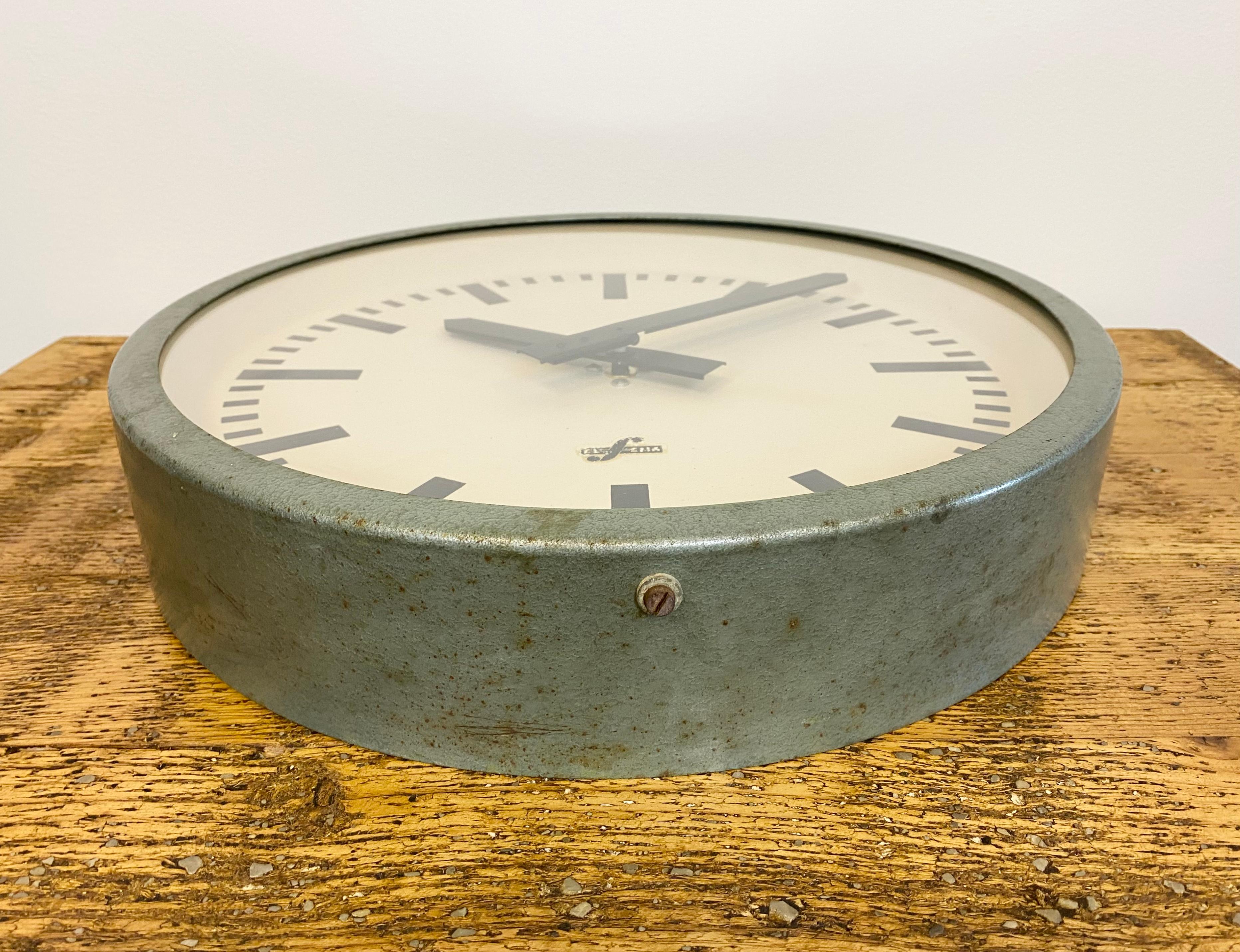 Green Industrial Factory Wall Clock from Elfema, 1960s In Good Condition In Kojetice, CZ