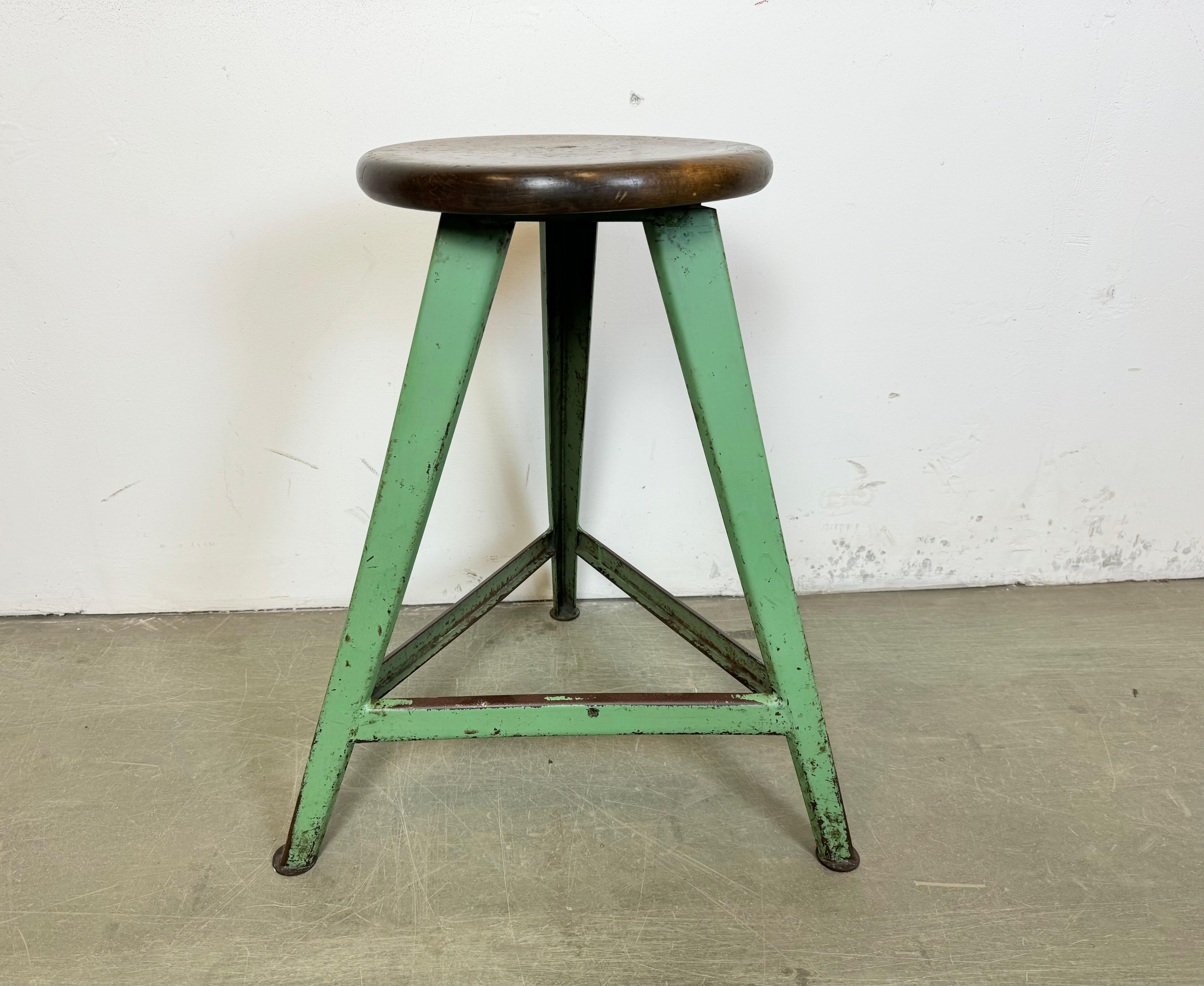 Green Industrial Workshop Stool, 1960s For Sale 7