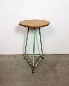Tabouret d'atelier industriel vert, années 1960