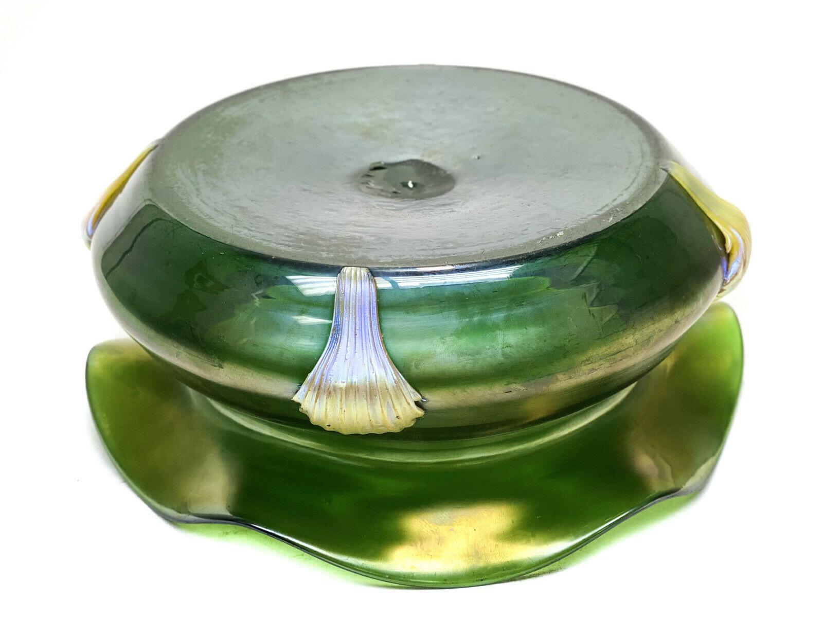 Green Iridescent Art Glass Bowl w Applied Tendrils, Early 20th Century In Good Condition For Sale In Gardena, CA