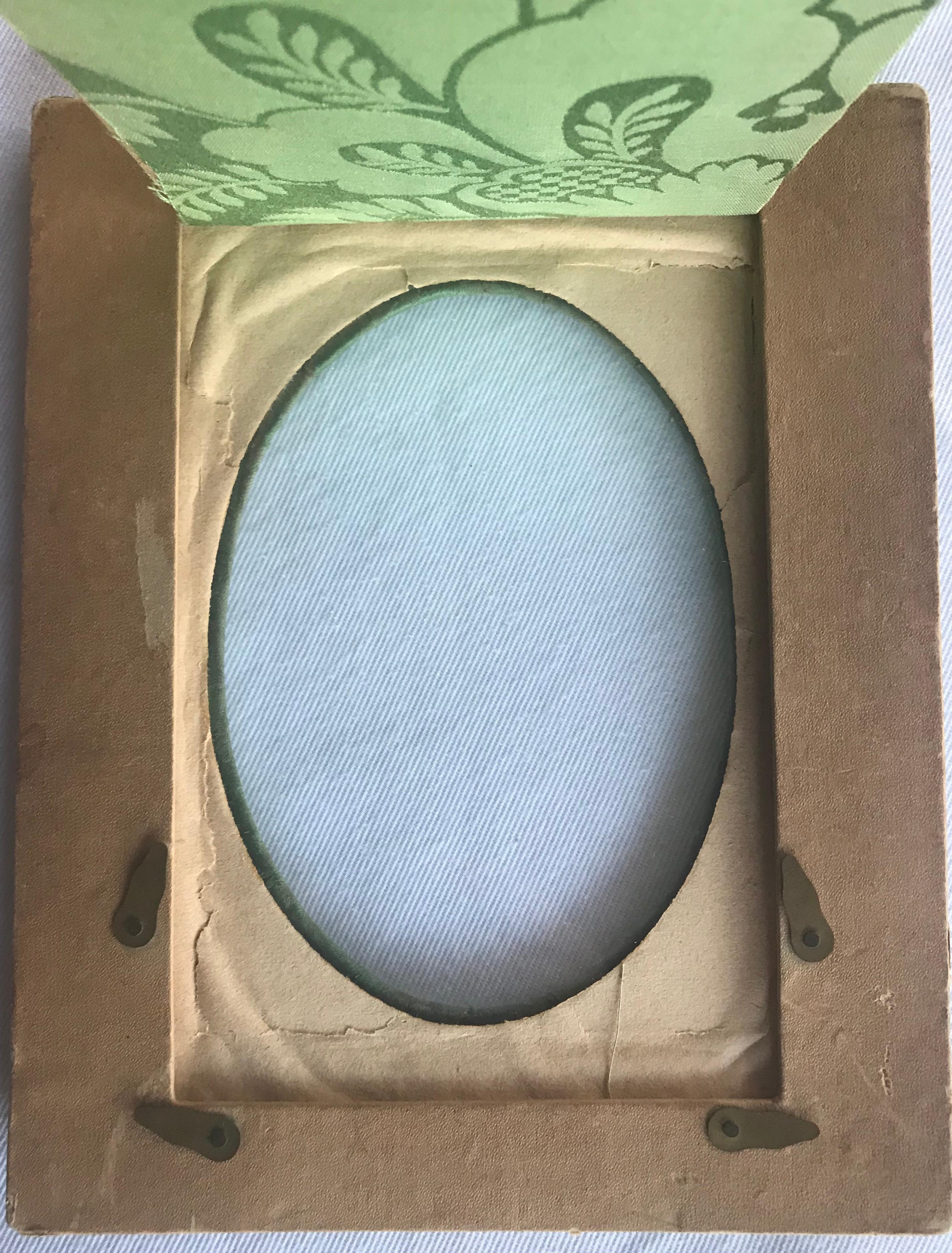 Green Italian Silk Damask Frame 1