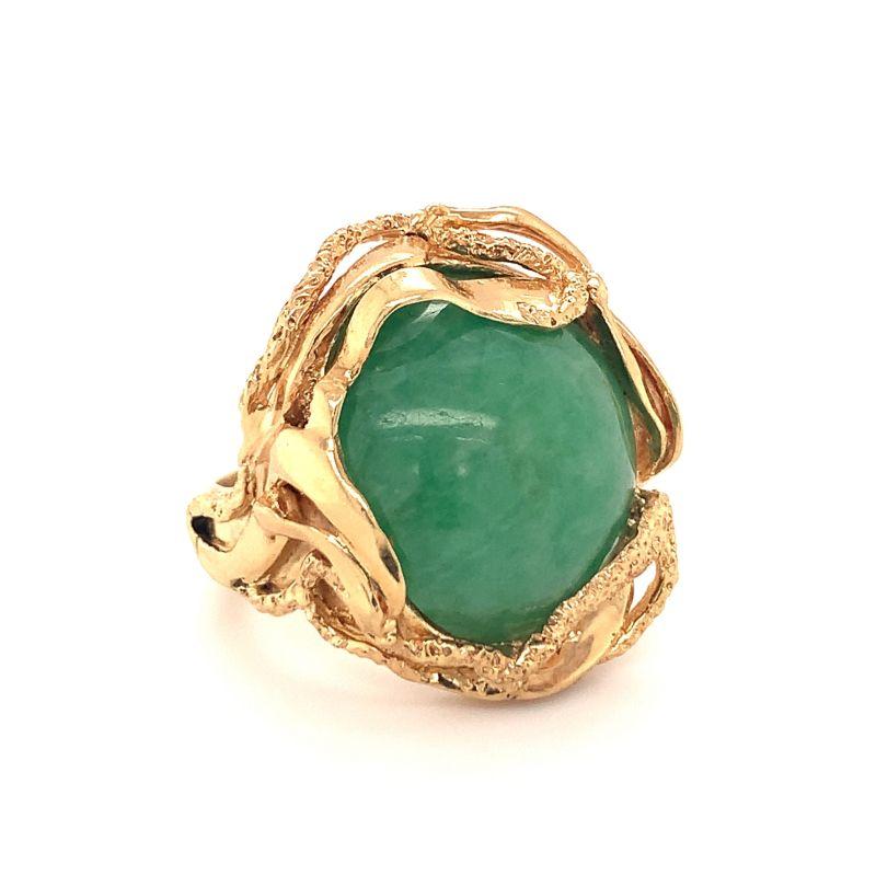 One green jadeite jade 18K yellow gold nugget ring centering one oval cabochon jade with Mason Kay certificate stating Grade A Jade without dye or polymer. Circa 1960s.

Grand, depth, noteworthy.

Additional information:
Metal: 18K yellow