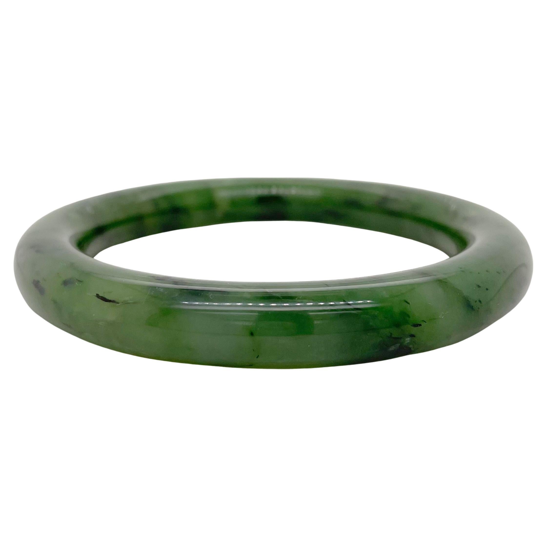 Green Jade Bracelet, Solid Jade w Round Edges in Deep Green