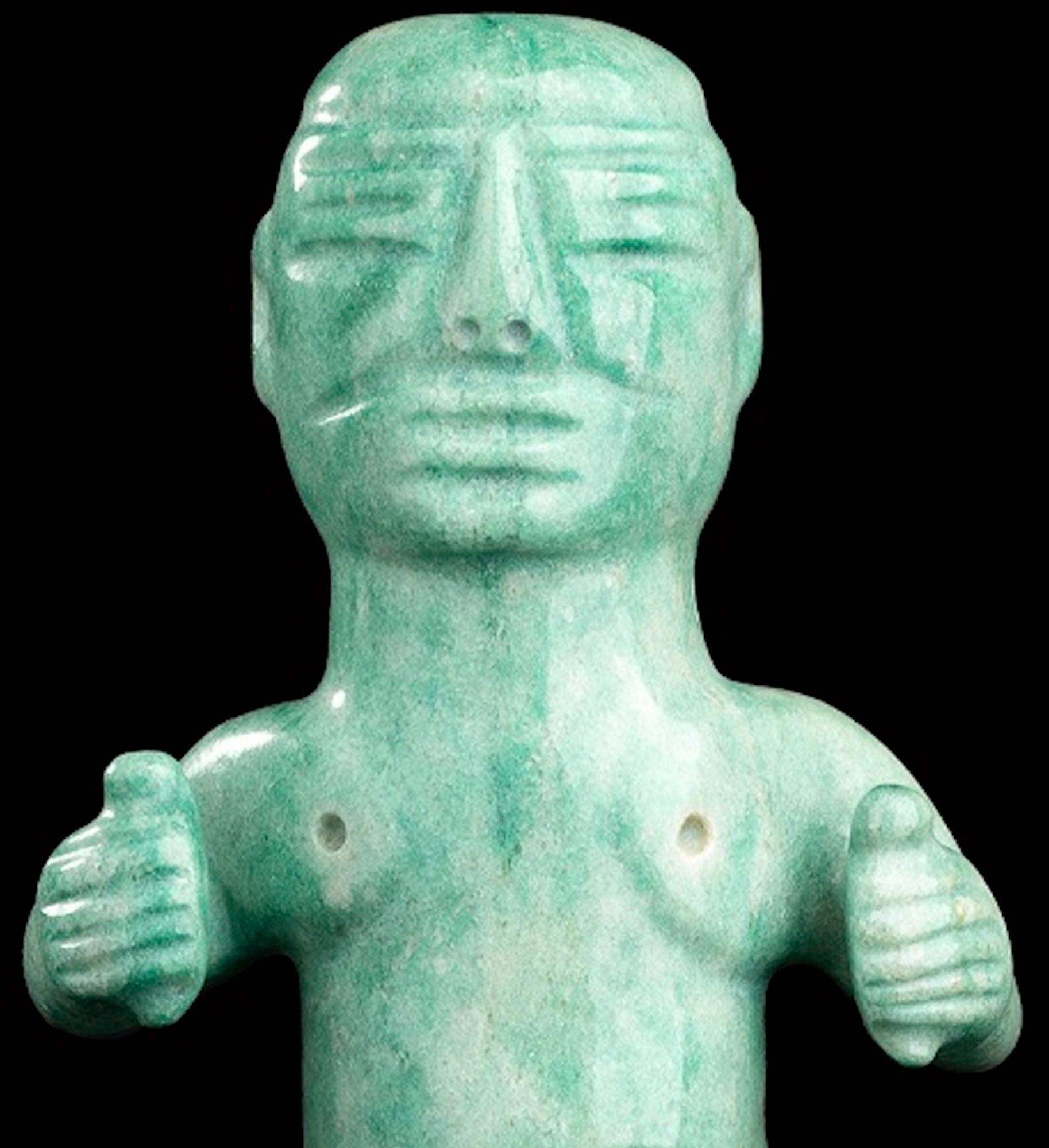 Green Jade figure is an original Olmecs-style manufact.

Original Jade.

Good conditions.

Provenance: Giovanni Testori collection.

Very precious and ancient sculpture representing a small Jade female figure realized in a typical Olmecs