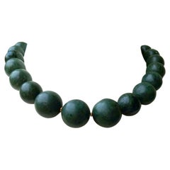 Green Jade Necklace, Eastern Pamir Nephrite