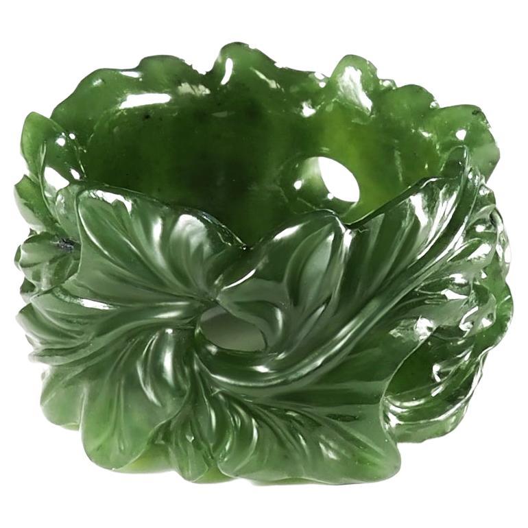 Green Jade ring Ivy collection hand carved bold ring hand made in Paris For Sale