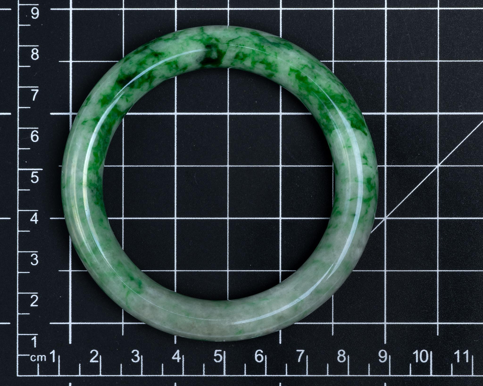 Green Jadeite Jade Bangle, Certified Untreated In New Condition For Sale In San Francisco, CA
