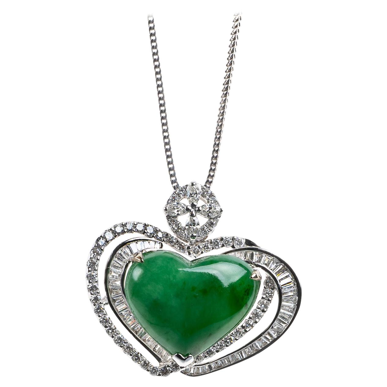 Ciondolo con cuore di giada verde e diamanti, certificato non trattato