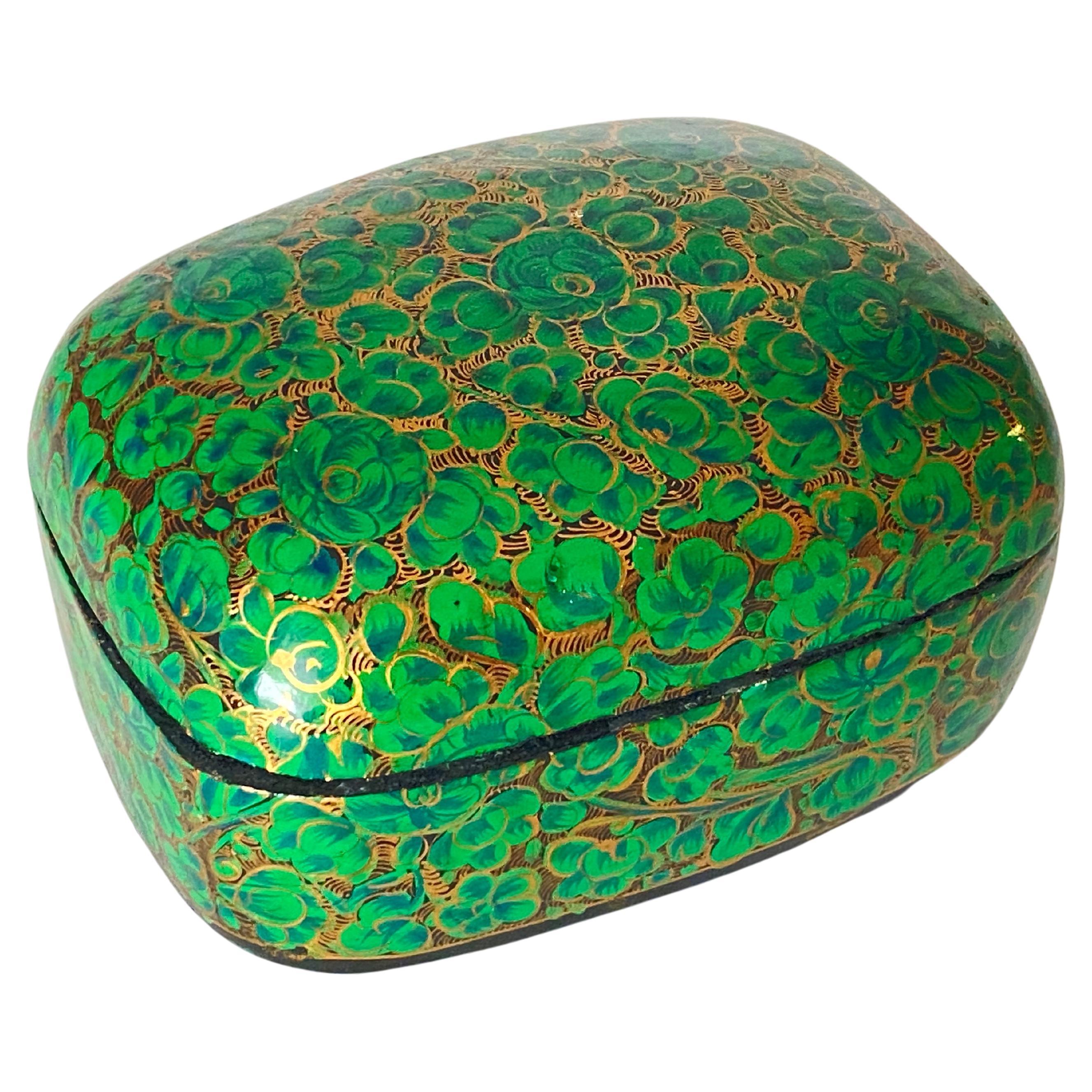 Green Indian Lacquered Box Decorative Box, 20th century For Sale