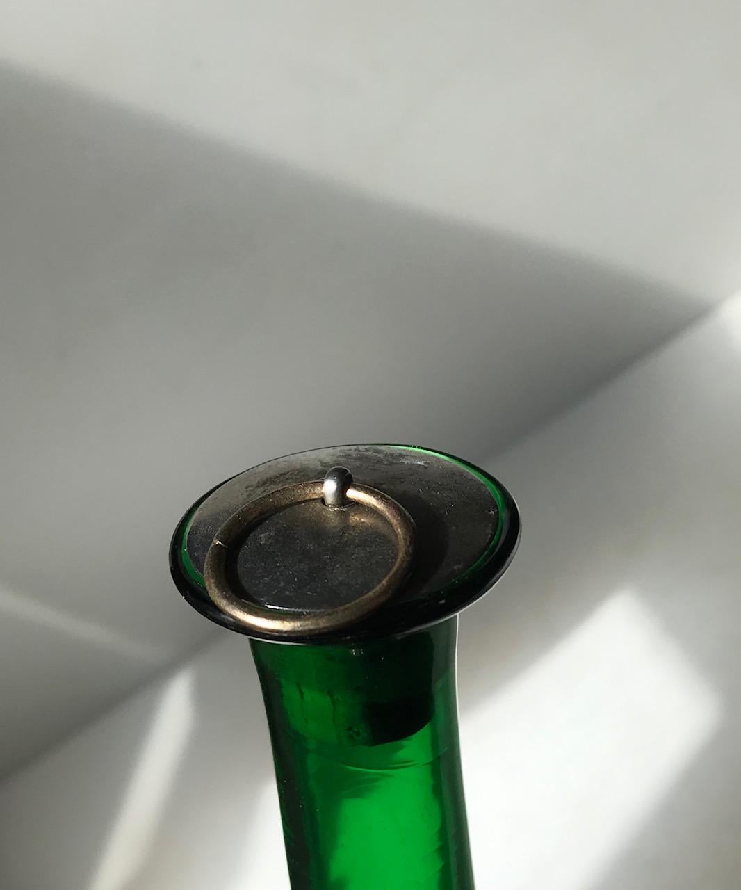 Verre brun Carafe Jugendstil verte en verre et étain de Holmegaard, années 1920 en vente