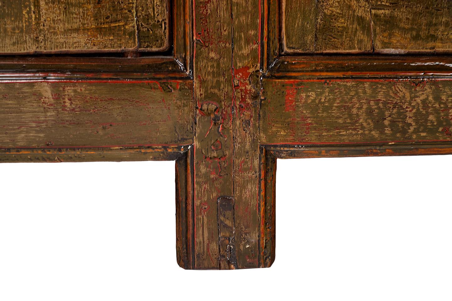 Servidor lacado en verde con pátina de pintura original Madera