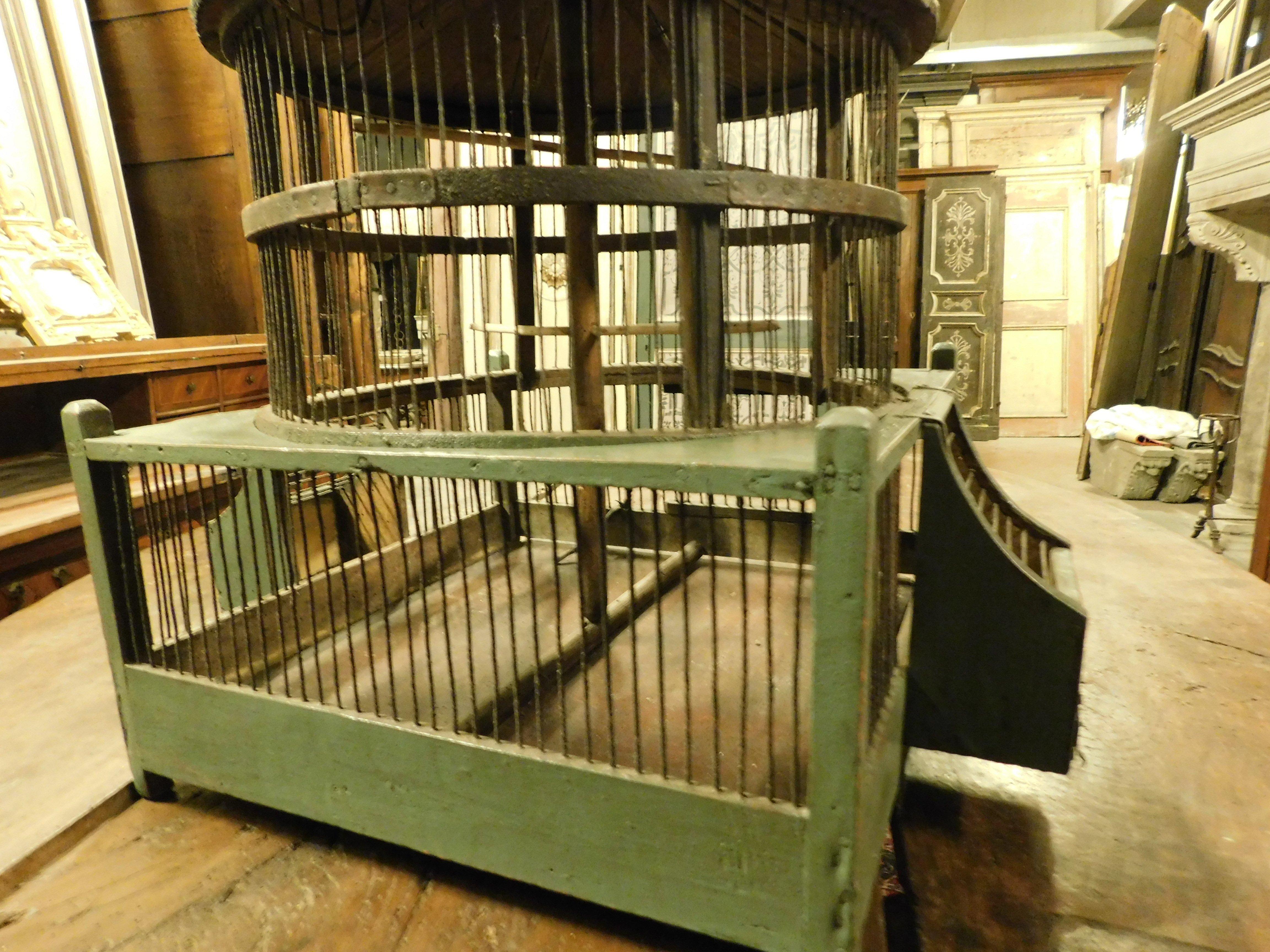 Poplar Green lacquered wooden bird cage, Italy
