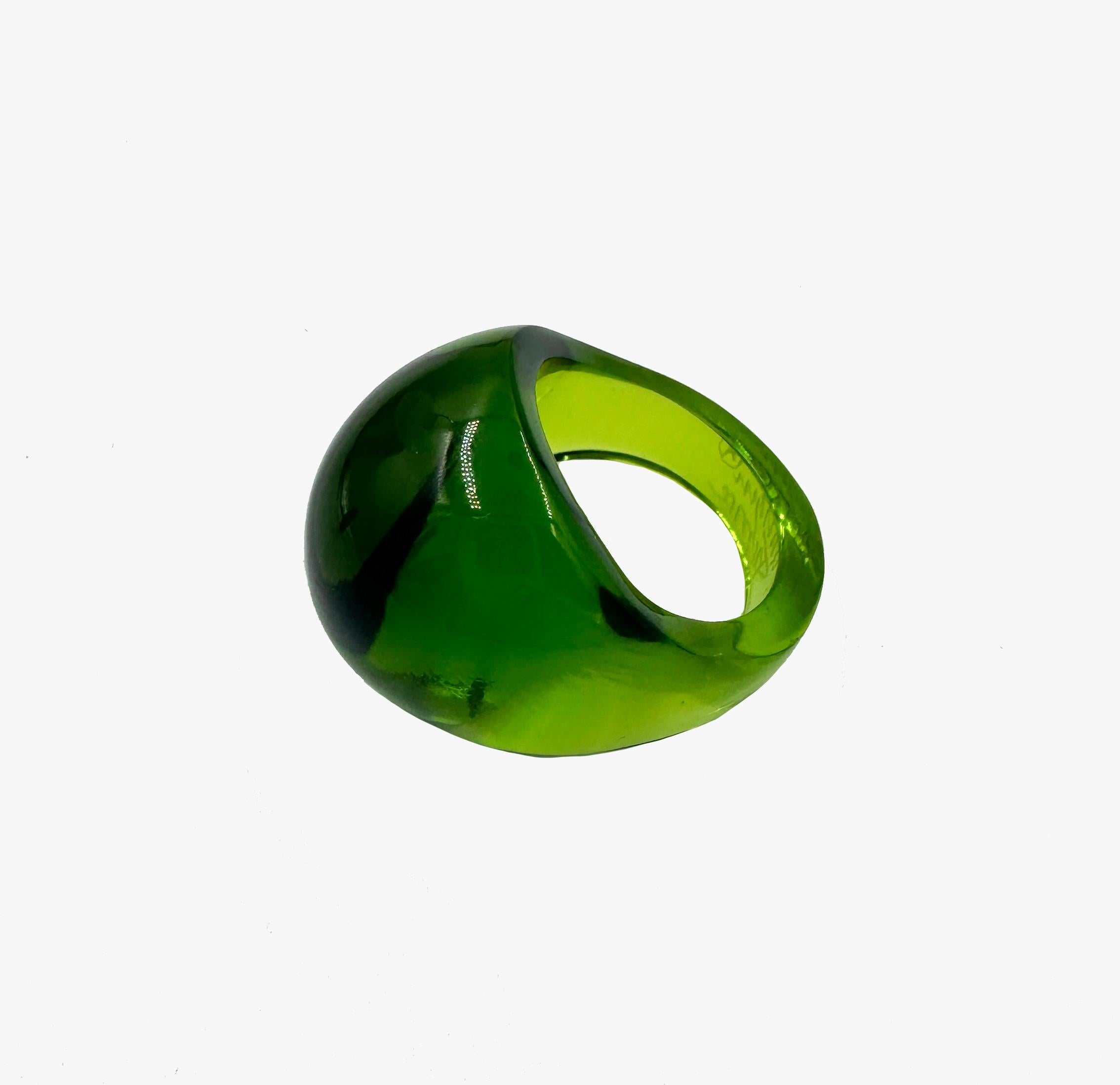 Contemporary Green Lalique glass ring, 2000s For Sale