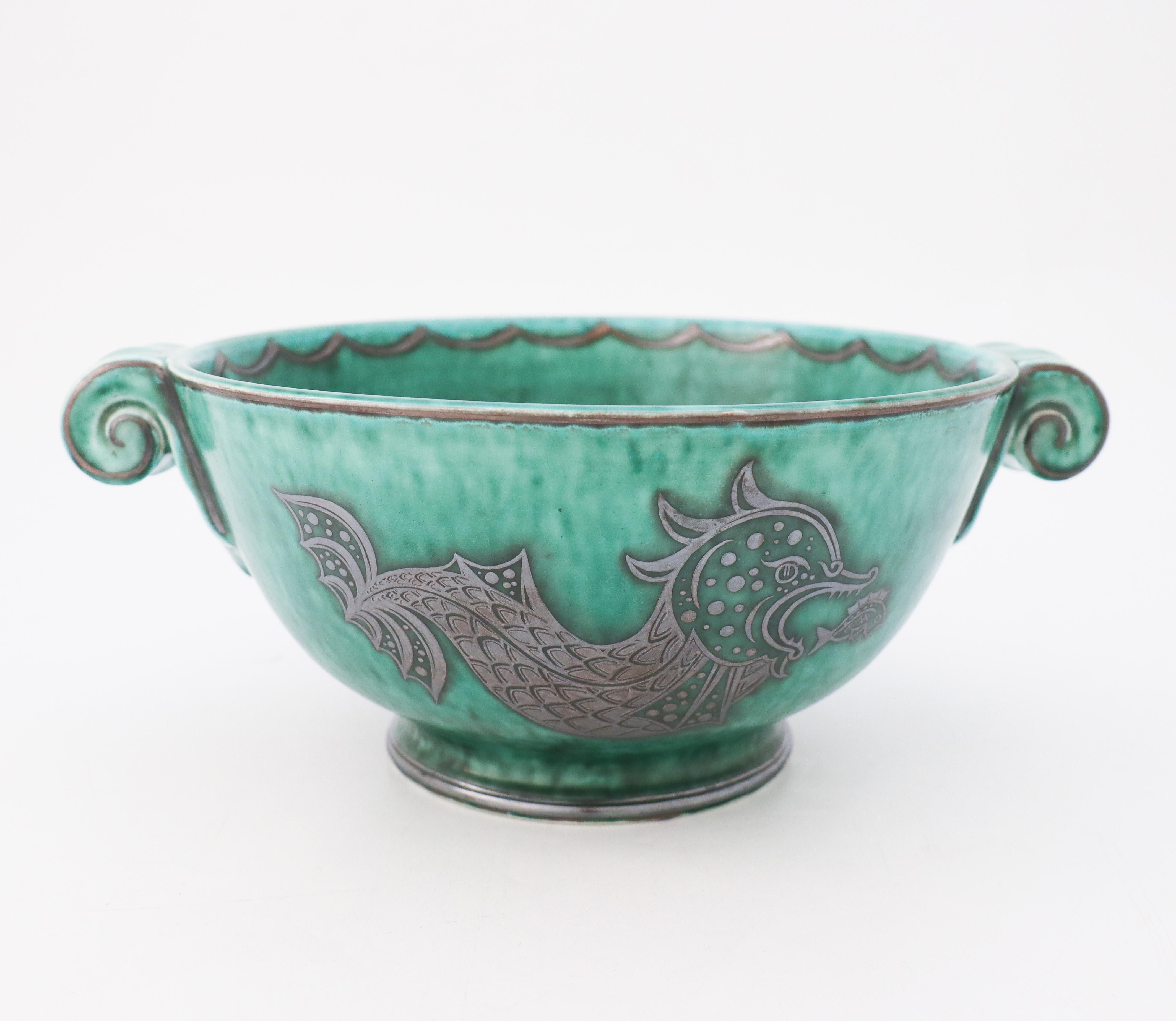 Stoneware Green Large Bowl Argenta #901, Wilhelm Kåge Fish, Scandinavian Modern, Dragon For Sale