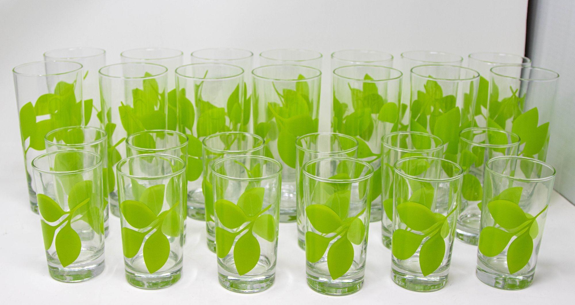1970s 1980s Mid century glassware barware like new.
Wonderfully happy luxury drinking glasses very nice lime green color and leaf pattern.
Green Leaf Pattern Drinking Glasses Barware Tumblers.
Set of 14 large tumblers and 12 smallers collins or shot