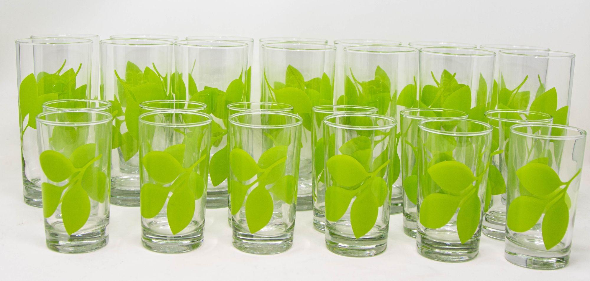 Green Leaf Organic Pattern Drinking Glasses Barware Tumblers Set of 26 For Sale 2