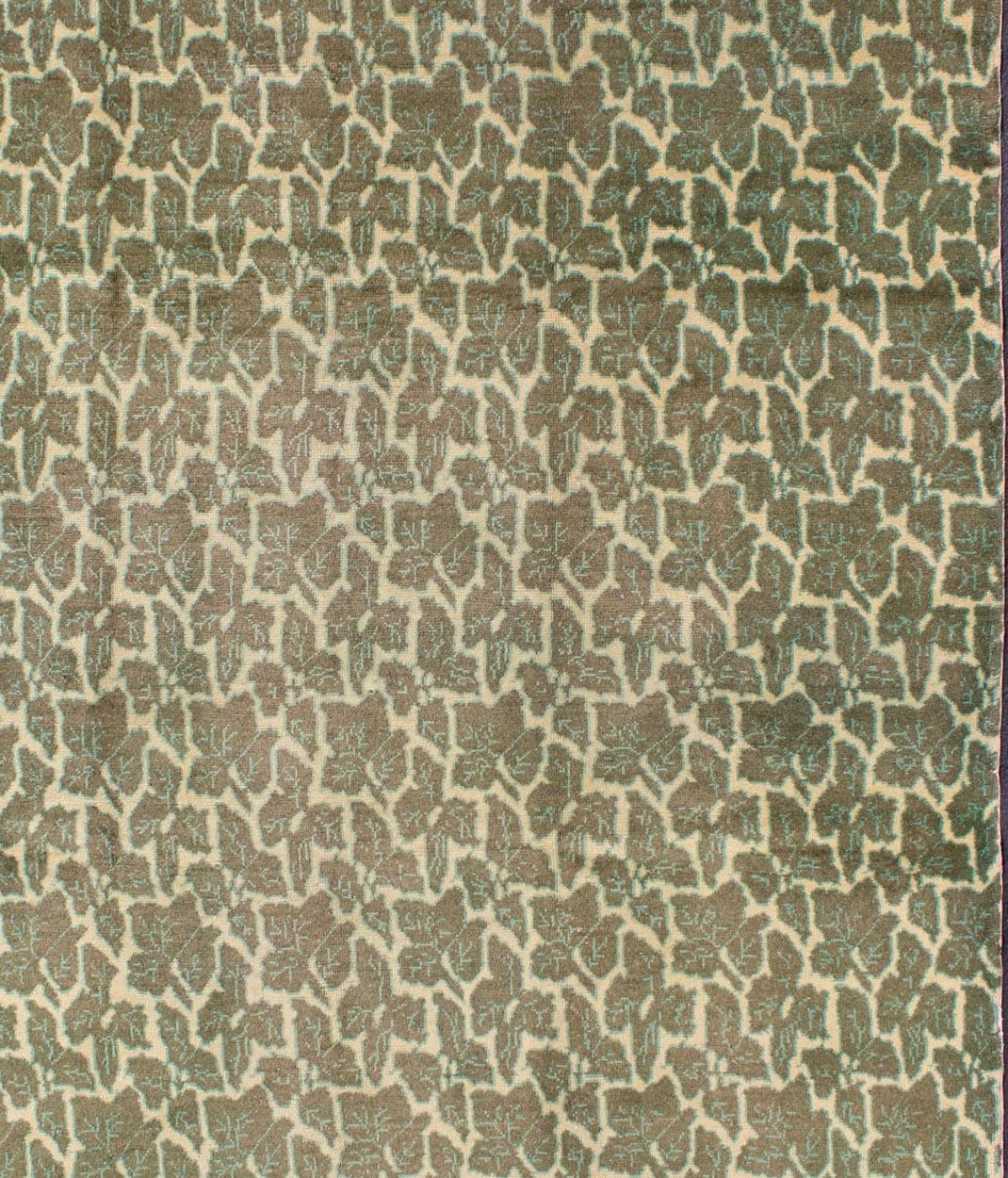 leaf pattern rug