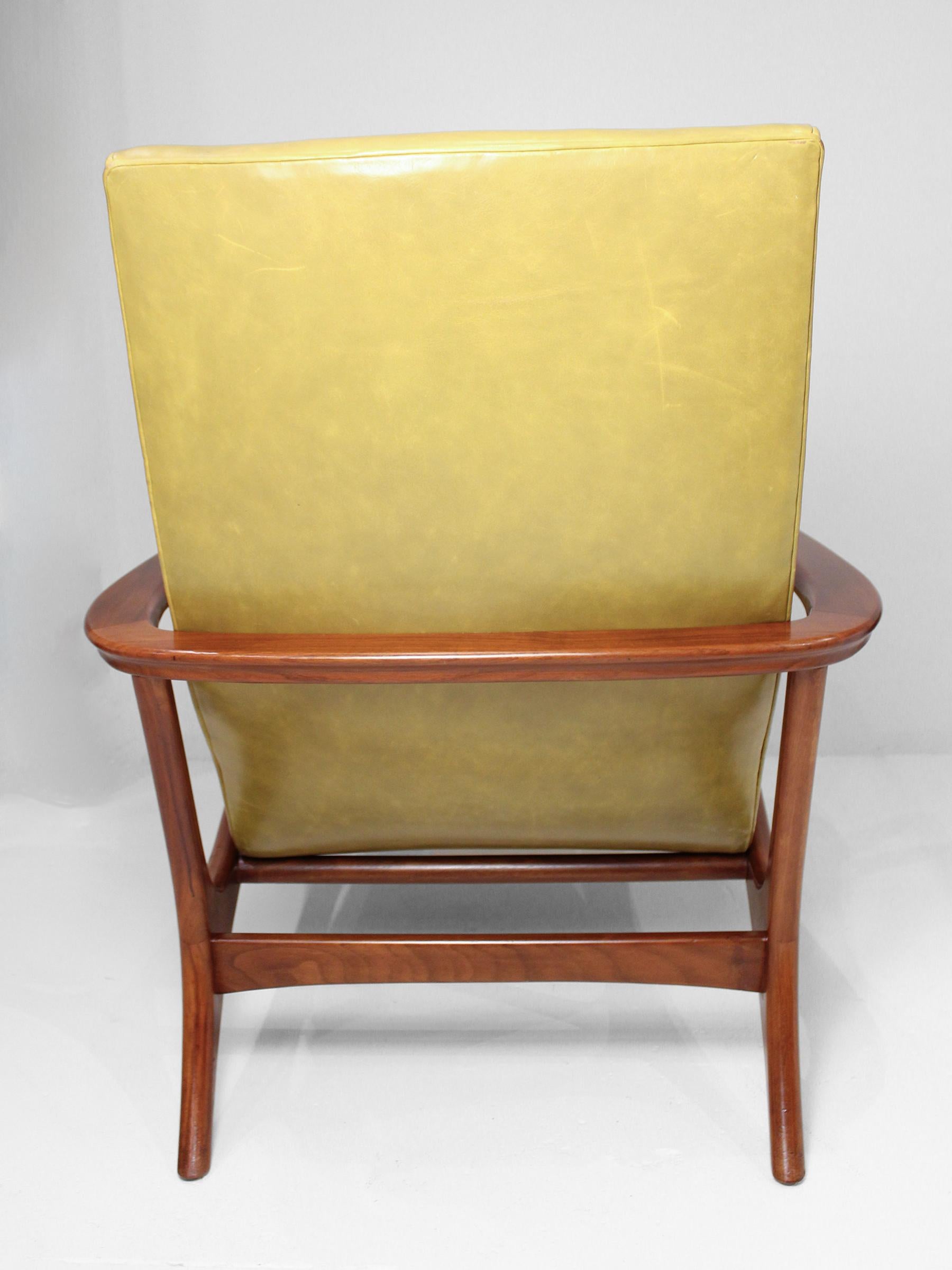 Mid Century Green Leather Sculptural Wood Arm Chair In Good Condition For Sale In New York, NY