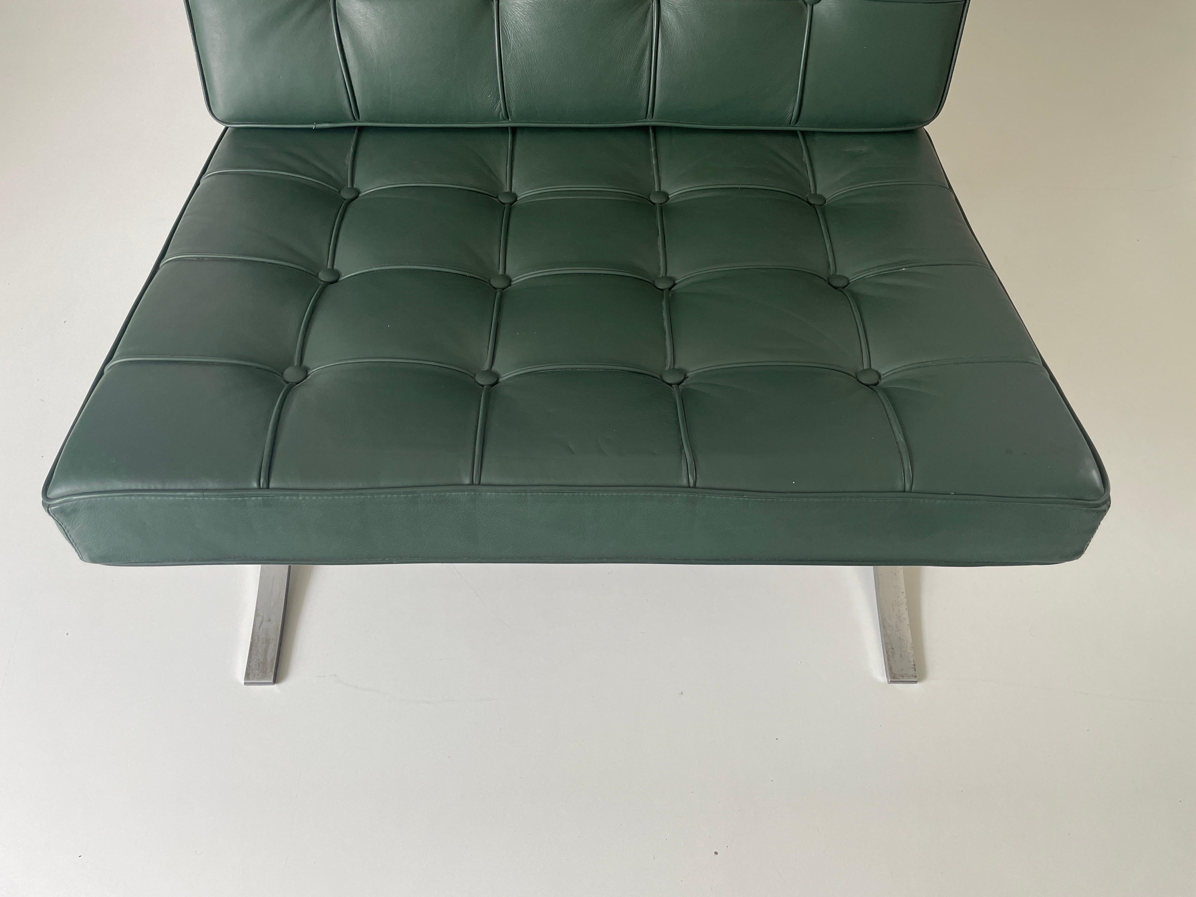 Sedia Barcelona in pelle verde di Ludwig Mies van der Rohe per Knoll in vendita 9